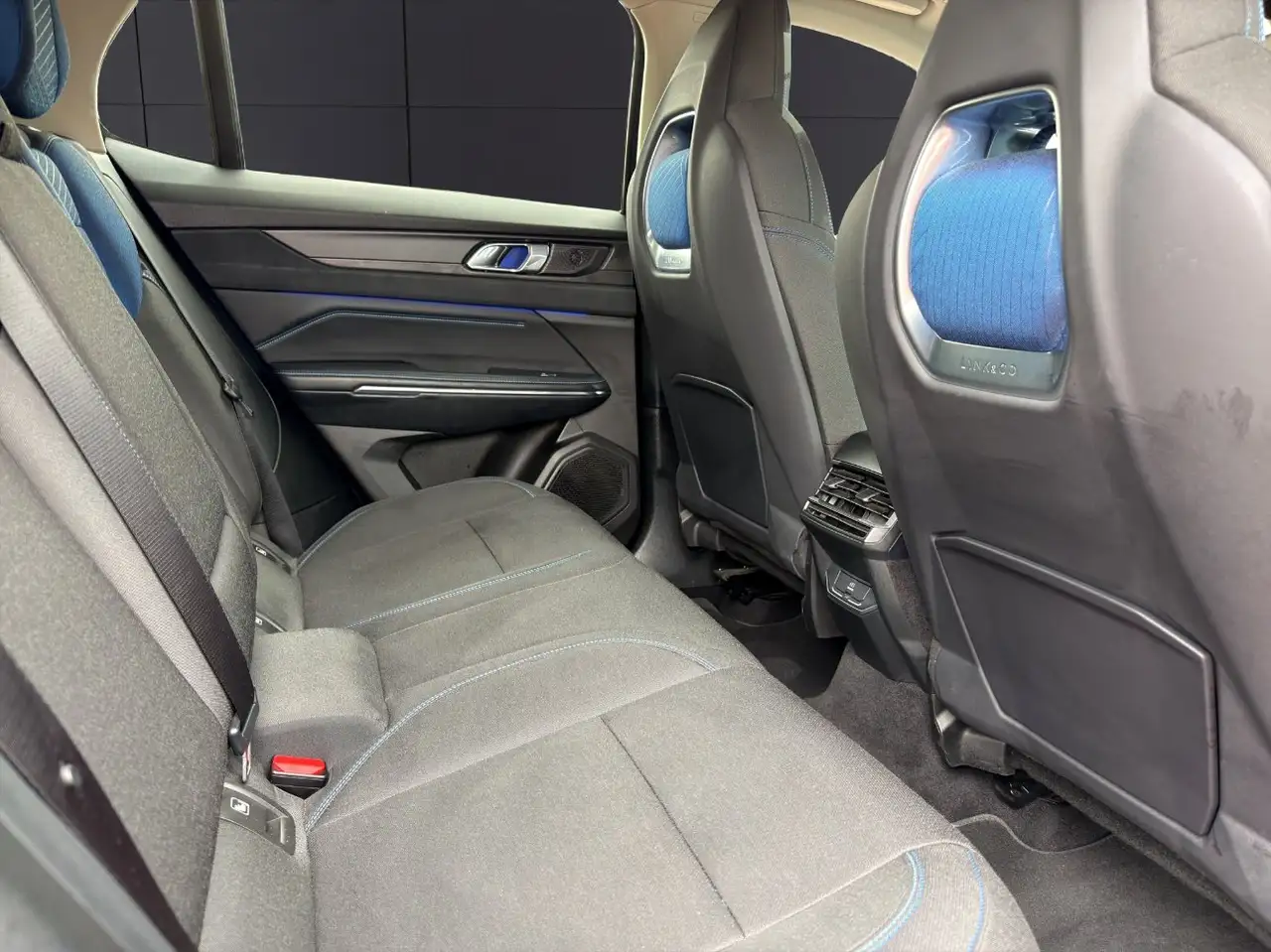 Lynk & Co 01 1.5 td phev auto, миниатюра 12