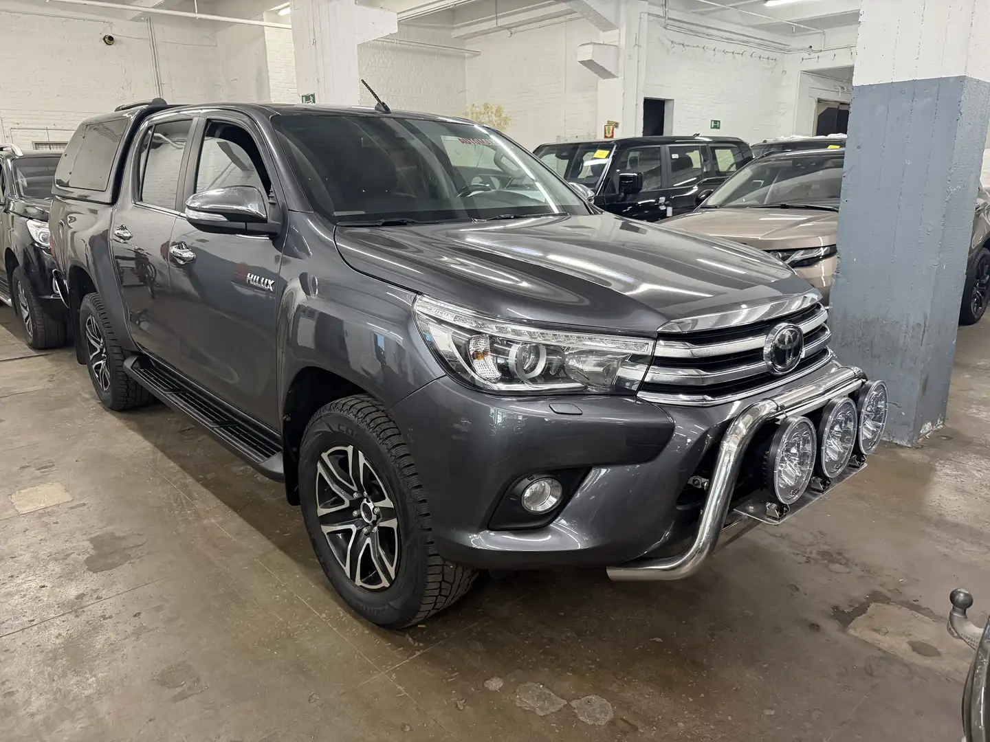 Toyota Hilux TOYOTA HILUX DIESEL Gris - 1