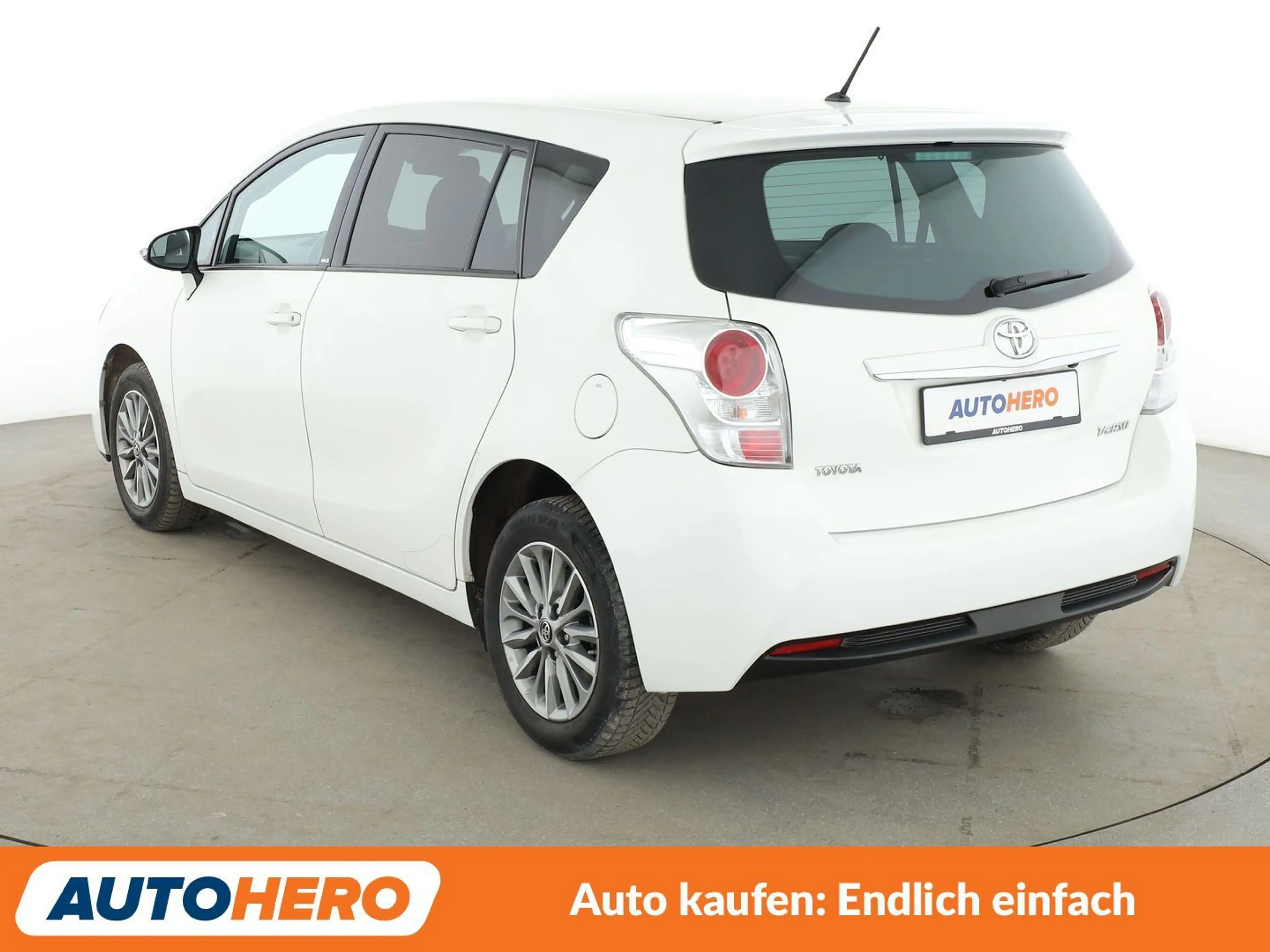 Toyota Verso 1.6 D-4D Edition-S*TEMPO*CAM*PDC*SHZ*BLUETOOTH* — photo 4