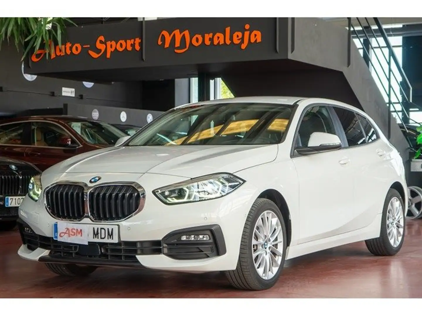 BMW 118 118dA Business Blanco - 1