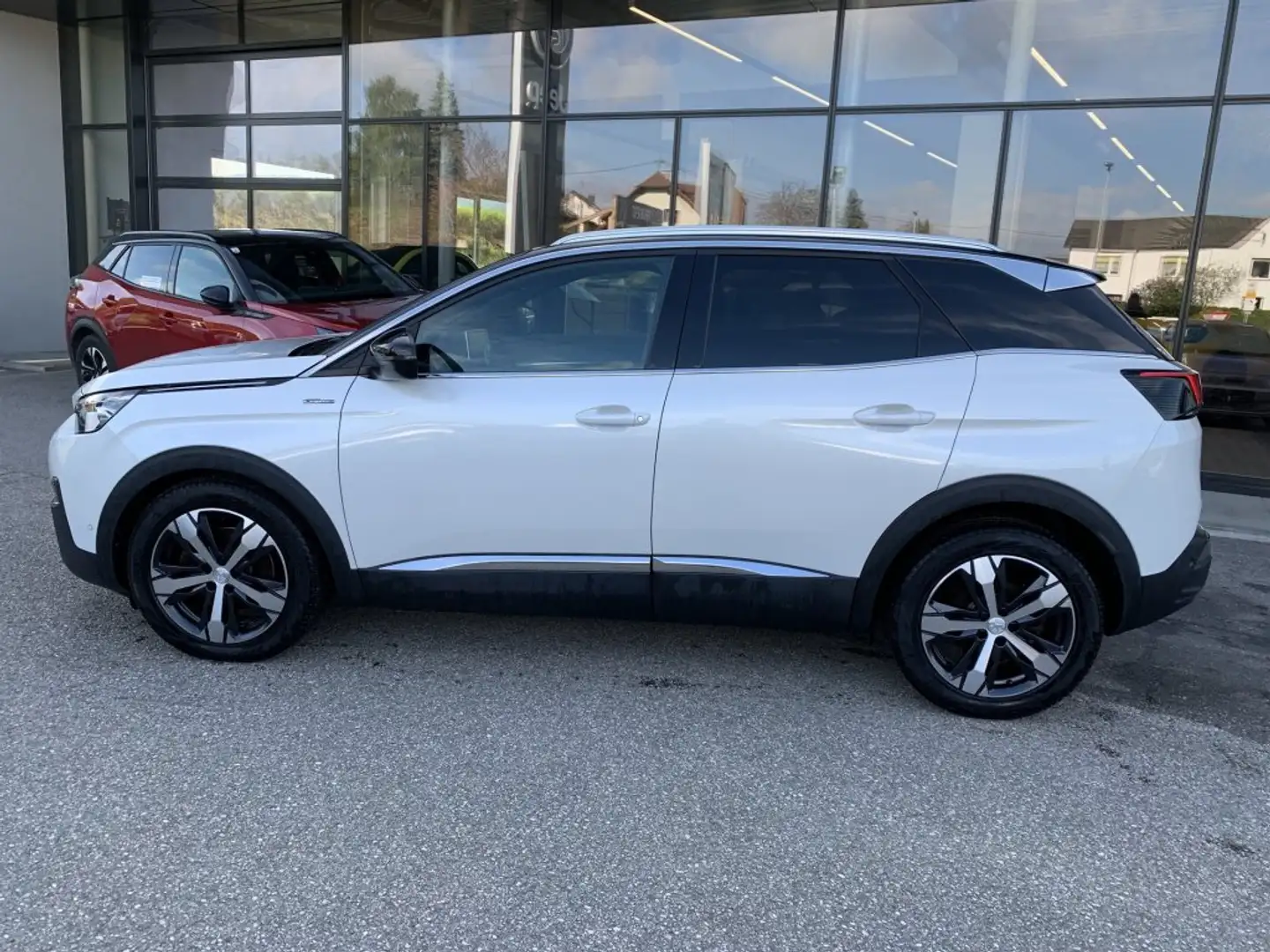 Peugeot 3008 1,5 BlueHDi 130 S&S 6-Gang GT Line Blanc - 2