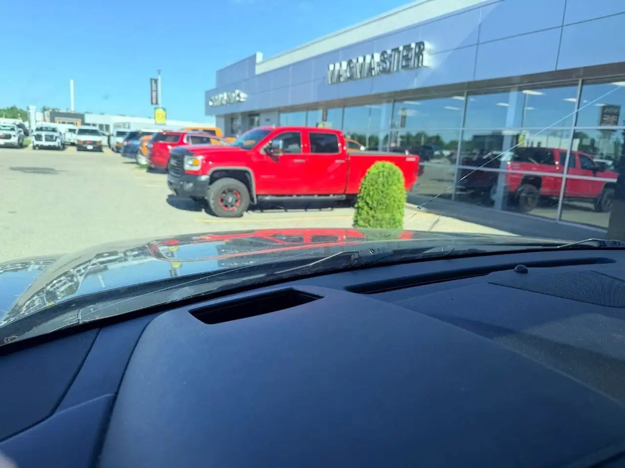 GMC Yukon снимка GMC Yukon