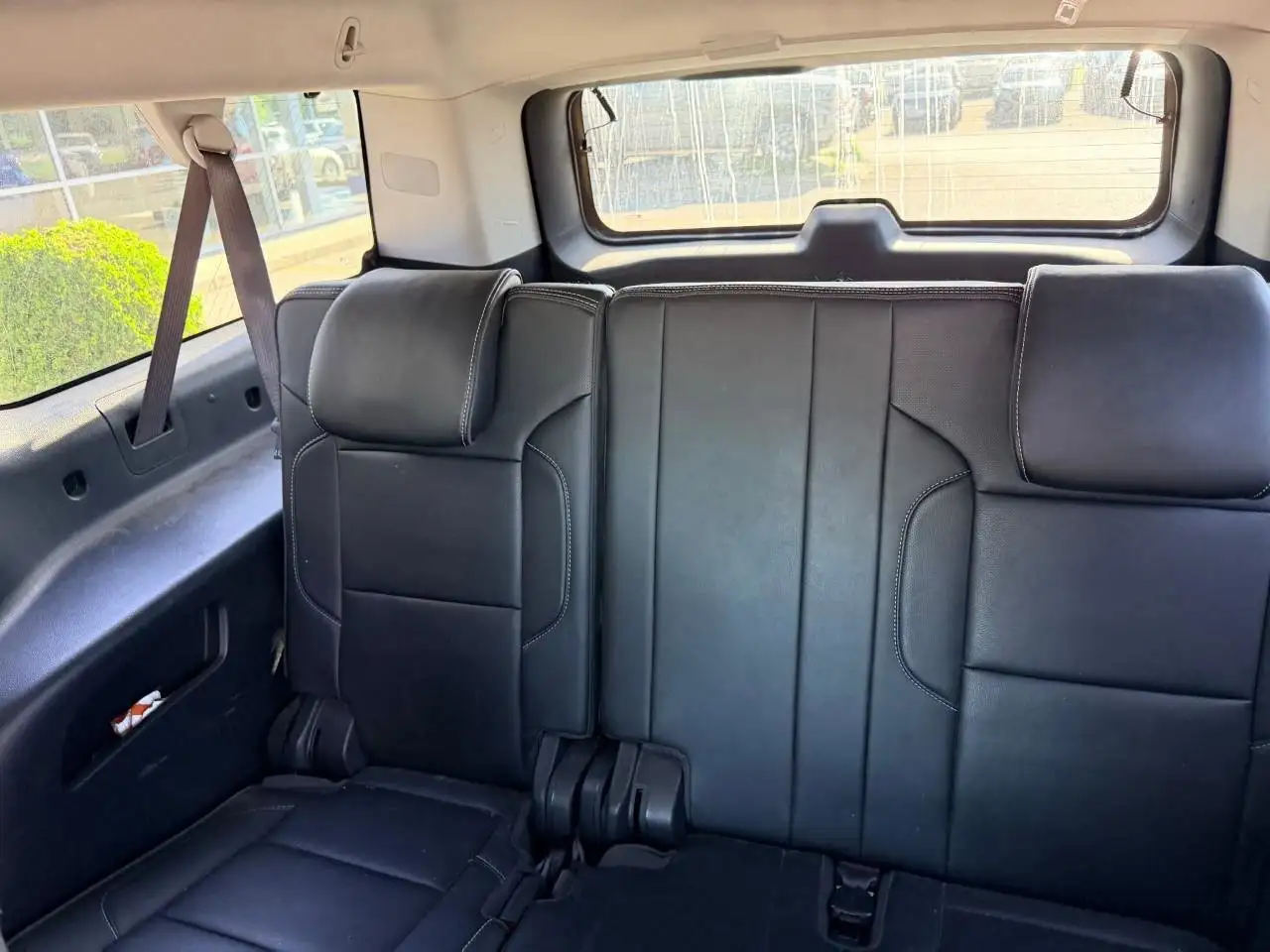 GMC Yukon снимка GMC Yukon