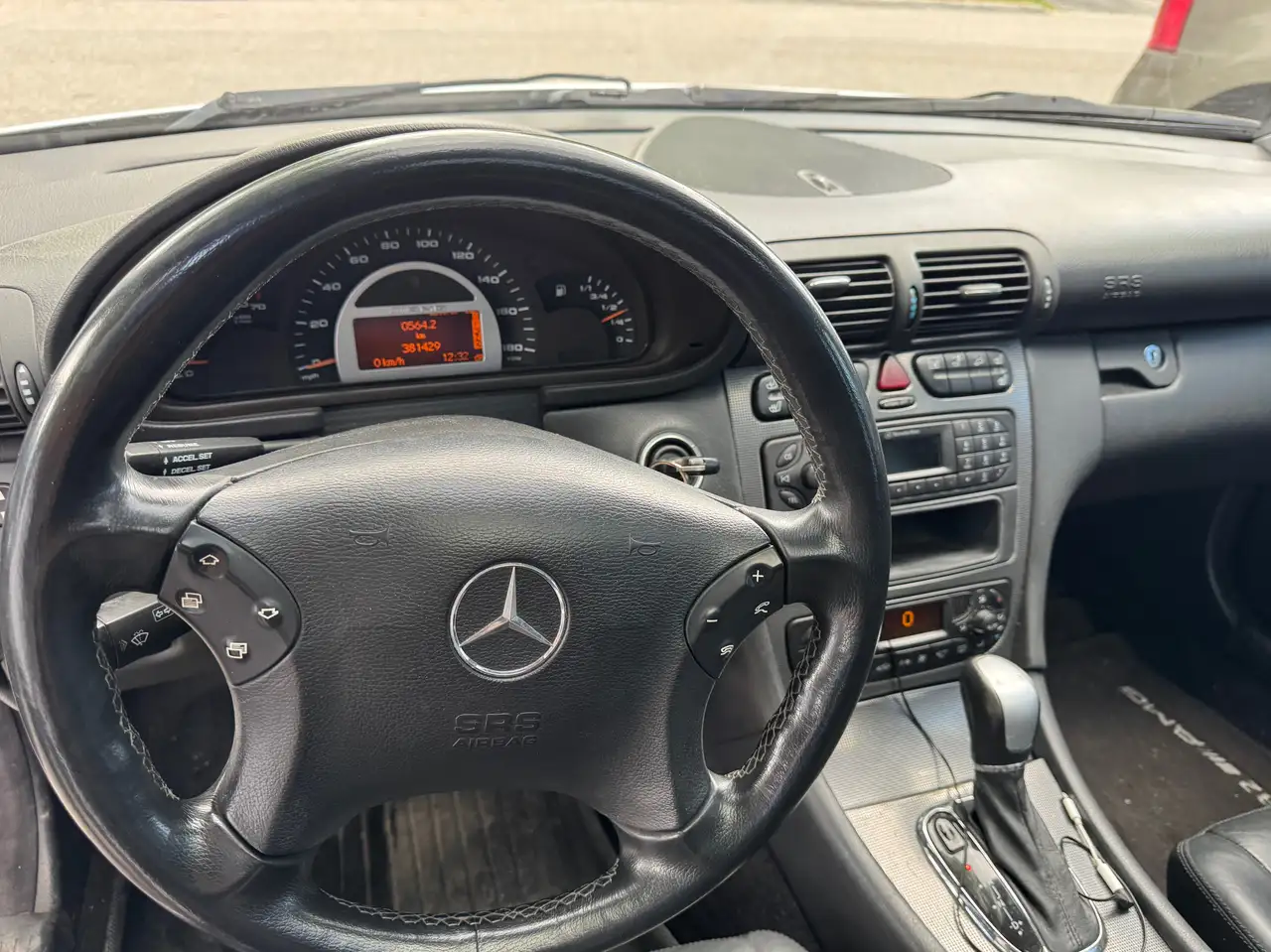 Mercedes-Benz C-Class fotografie Mercedes-Benz C-Class