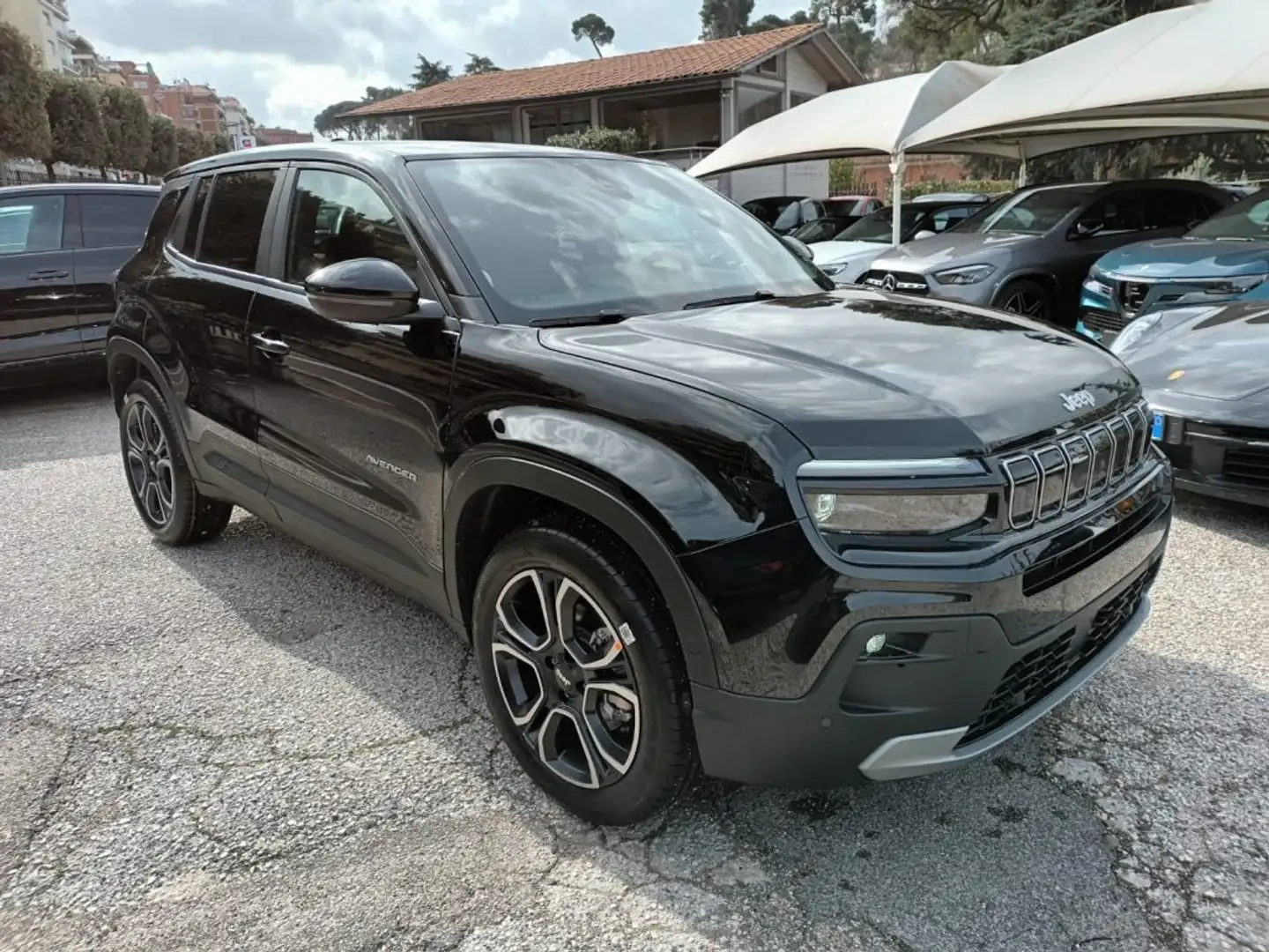 Jeep Avenger 1200 MHEV SUMMIT AUTOM TETTO PREZZO SENZA VINCOLI Schwarz - 2