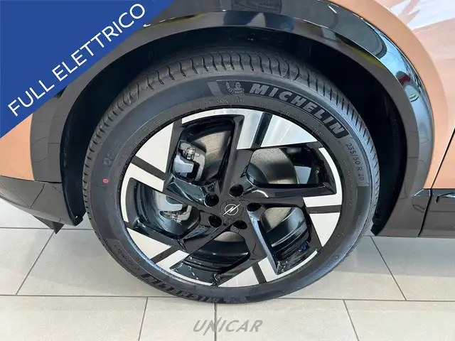 Opel Grandland view 12