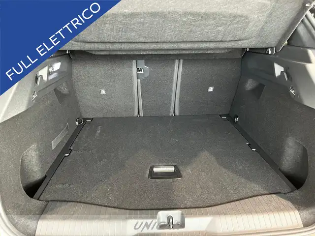 Opel Grandland view 8