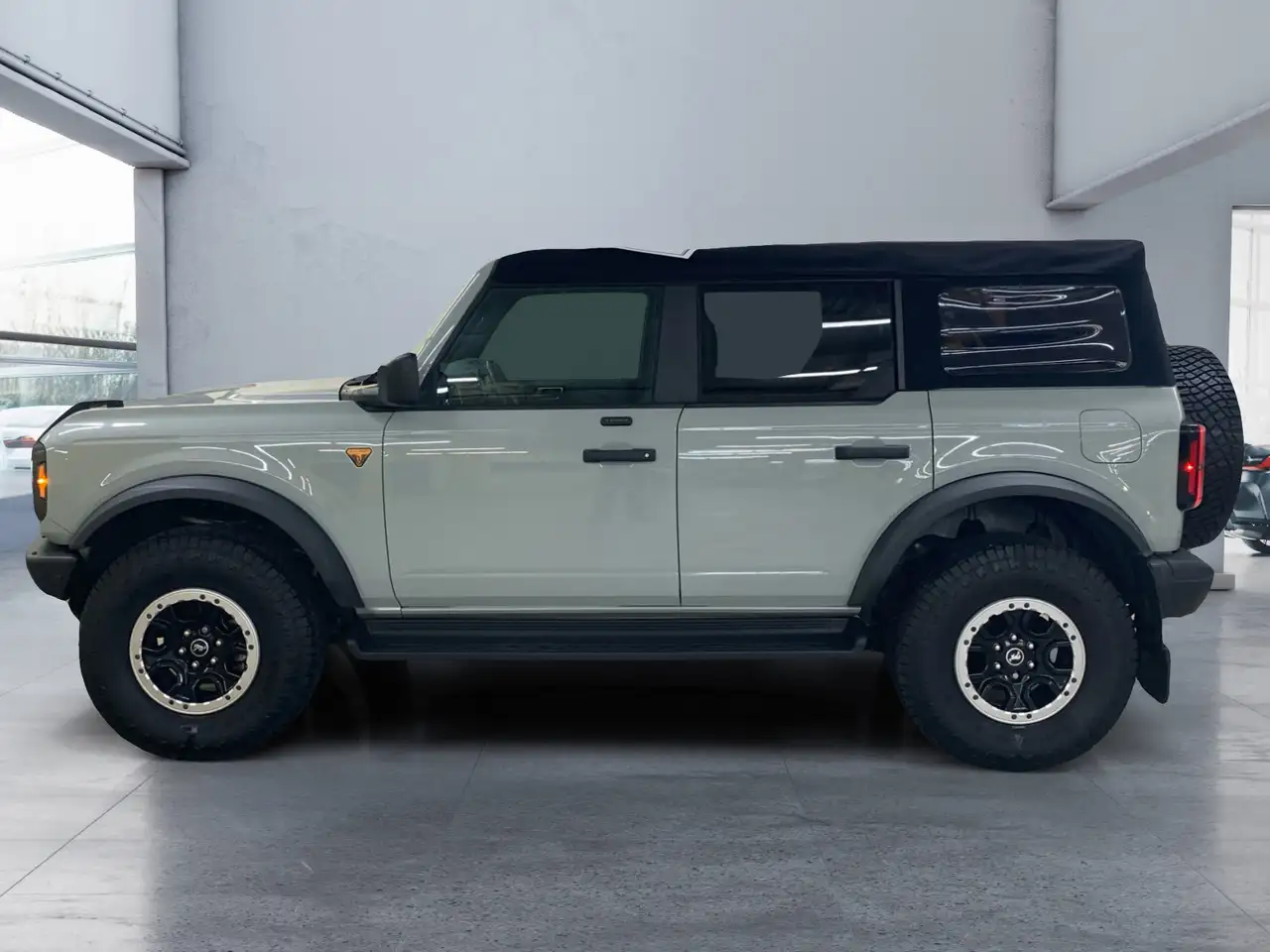 Ford Bronco снимка Ford Bronco