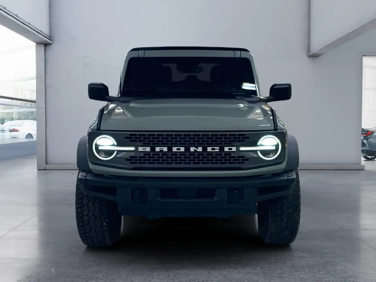 Ford Bronco снимка Ford Bronco