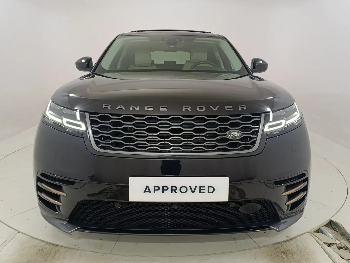 Land Rover Range Rover Velar 3.0D V6 300 CV R-Dynamic SE Noir - 2