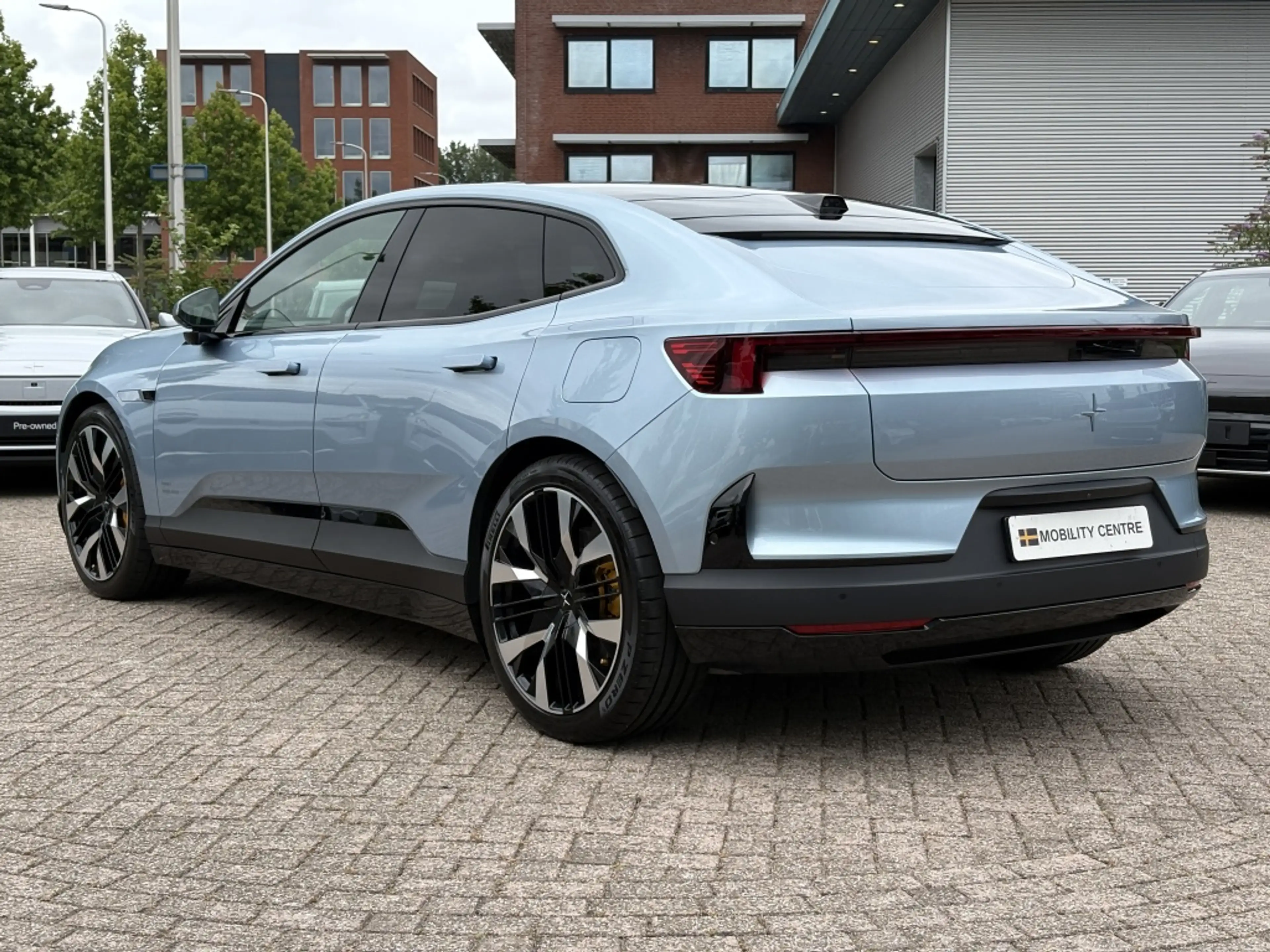 Polestar 4 Long range Dual motor 100 kWh | Performance | Prim — photo 4