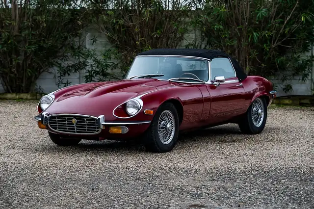 Jaguar E-Type 5.3 OTS