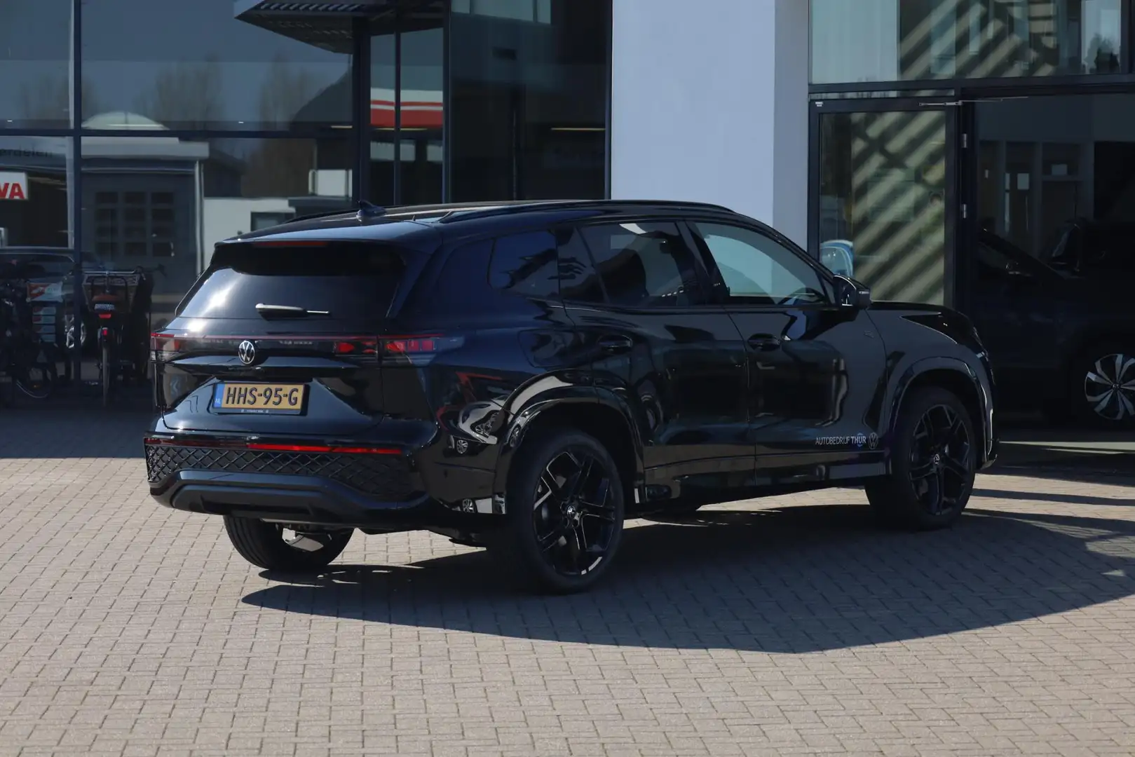 Volkswagen Tayron 1.5 eHybrid R-Line Edition 204PK / 150kW LED Matri Noir - 2
