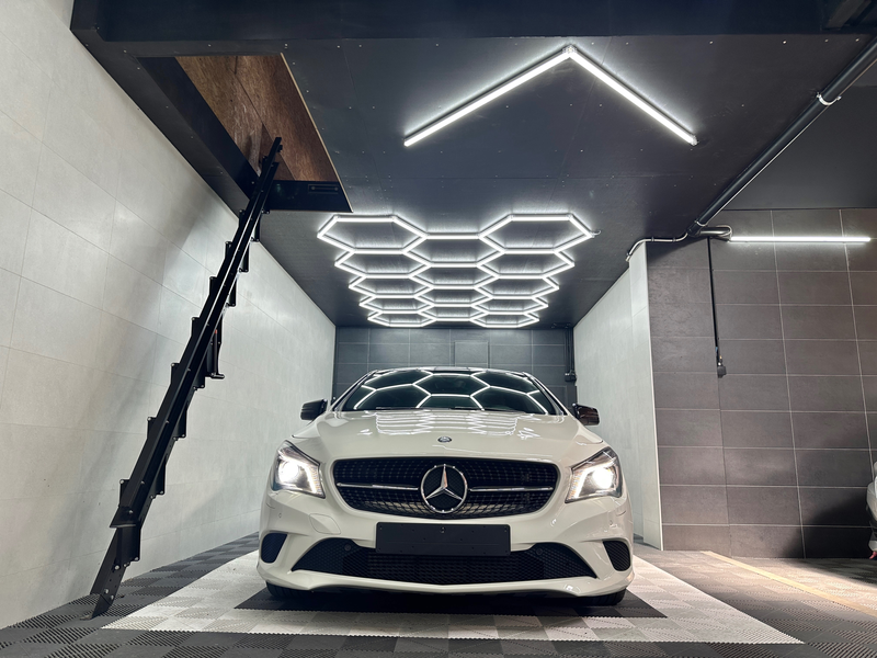 Mercedes-Benz CLA 180 CLA 180 ***TOIT PANO *** GARANTIE 1 AN *** — photo 2