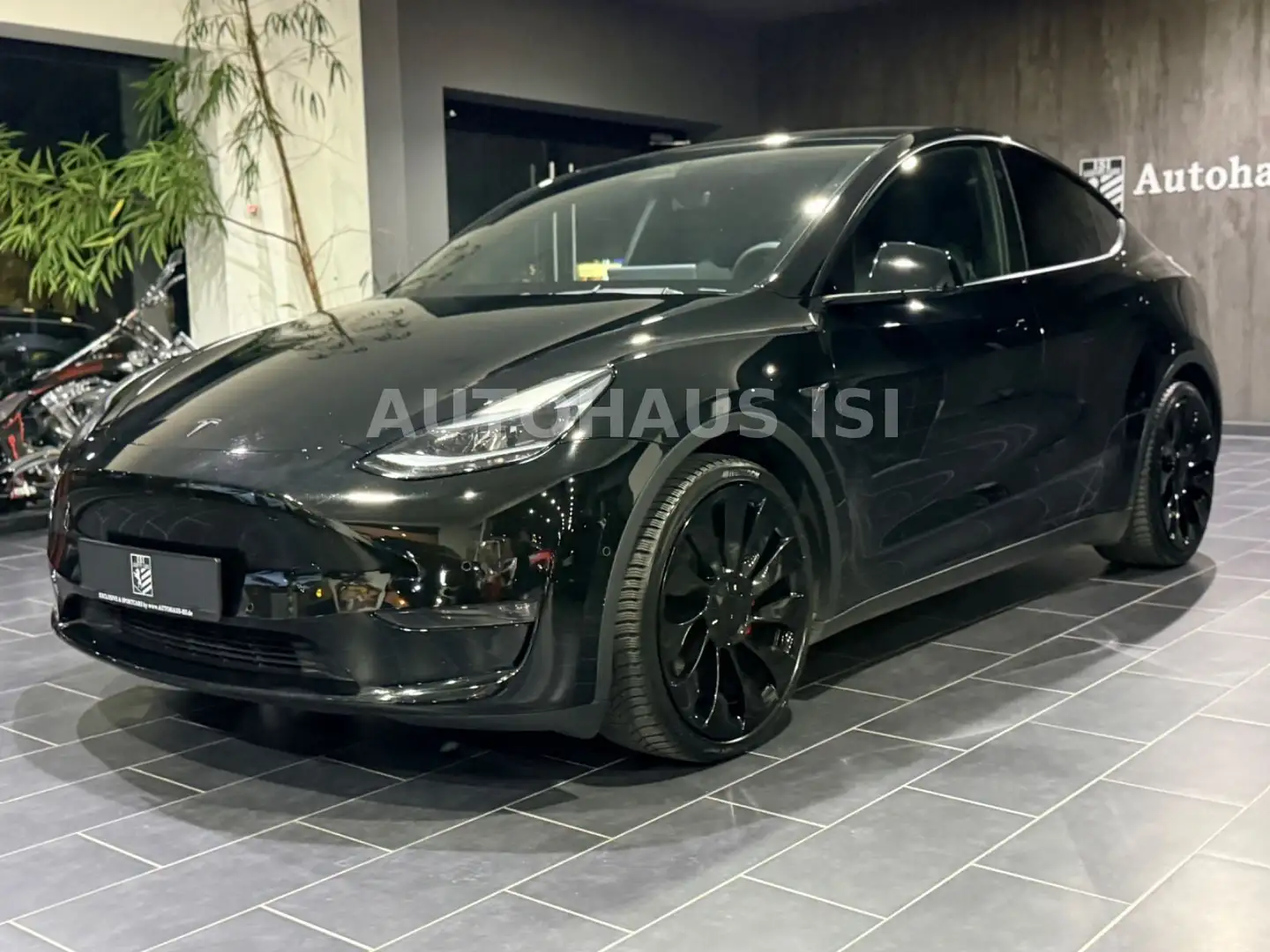 Tesla Model Y Performance Dual Motor AWD,PANO,21" Noir - 2