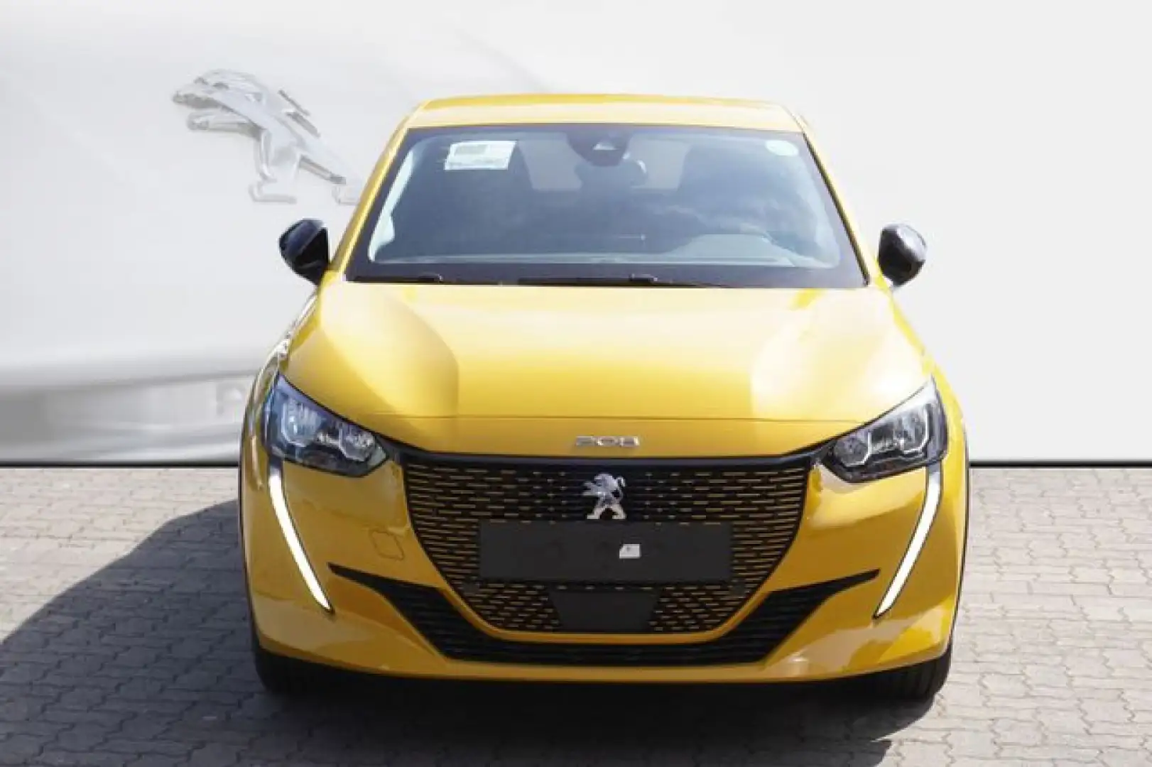 Peugeot 208 e-Allure Pack 136 Gelb - 1