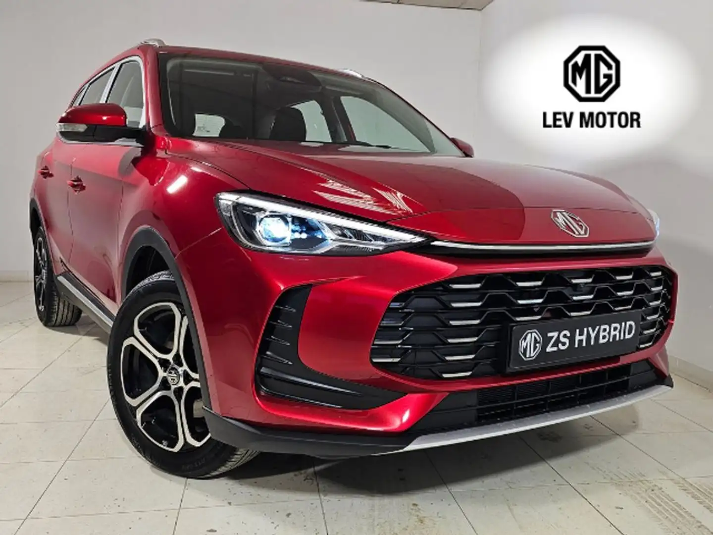 MG ZS Hybrid+ Comfort Rojo - 1