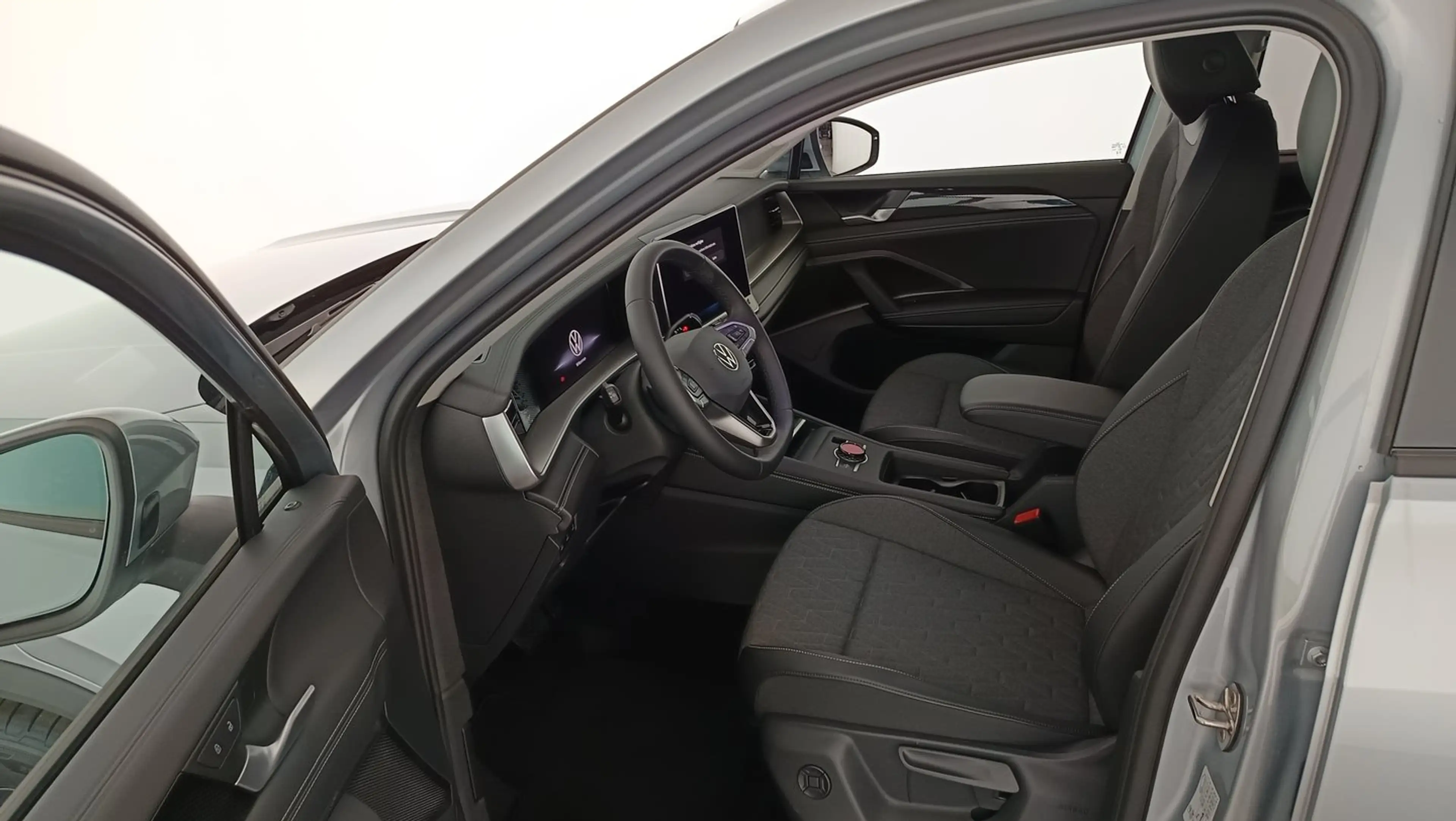 Volkswagen Tayron Friends eHybrid DSG 150kW — photo 7