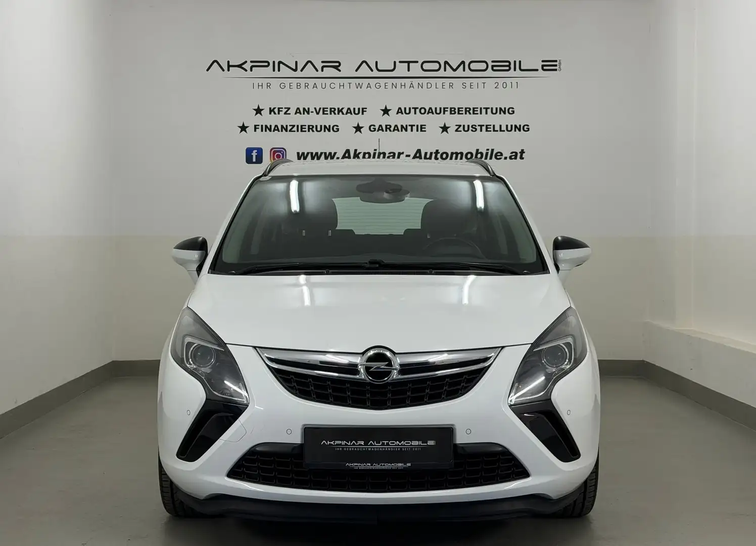 Opel Zafira Tourer Edition 1,6 CDTi 7-SITZER - AHK - PDC Weiß - 2