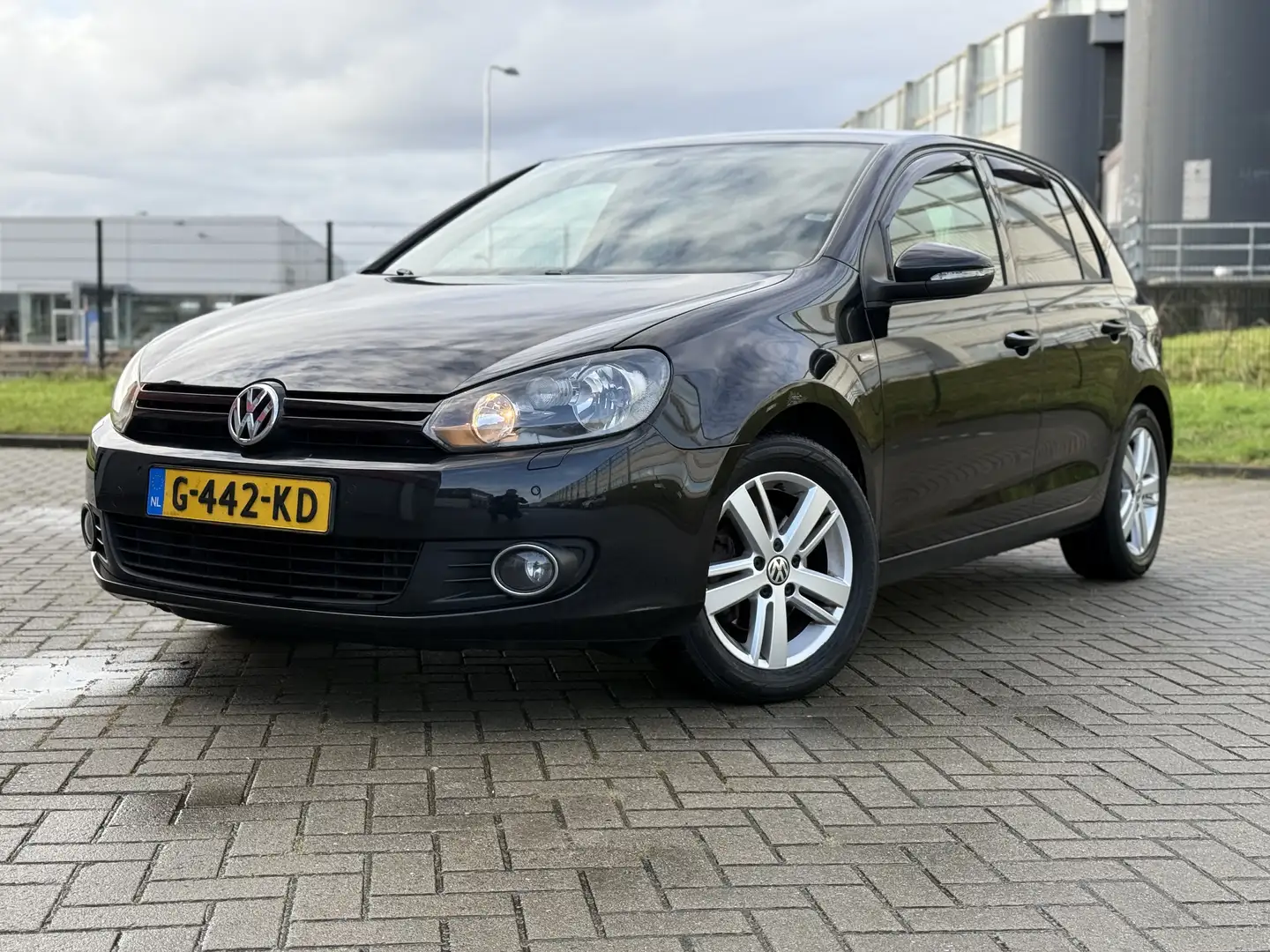 Volkswagen Golf 1.4 TSI Highline Zwart - 1
