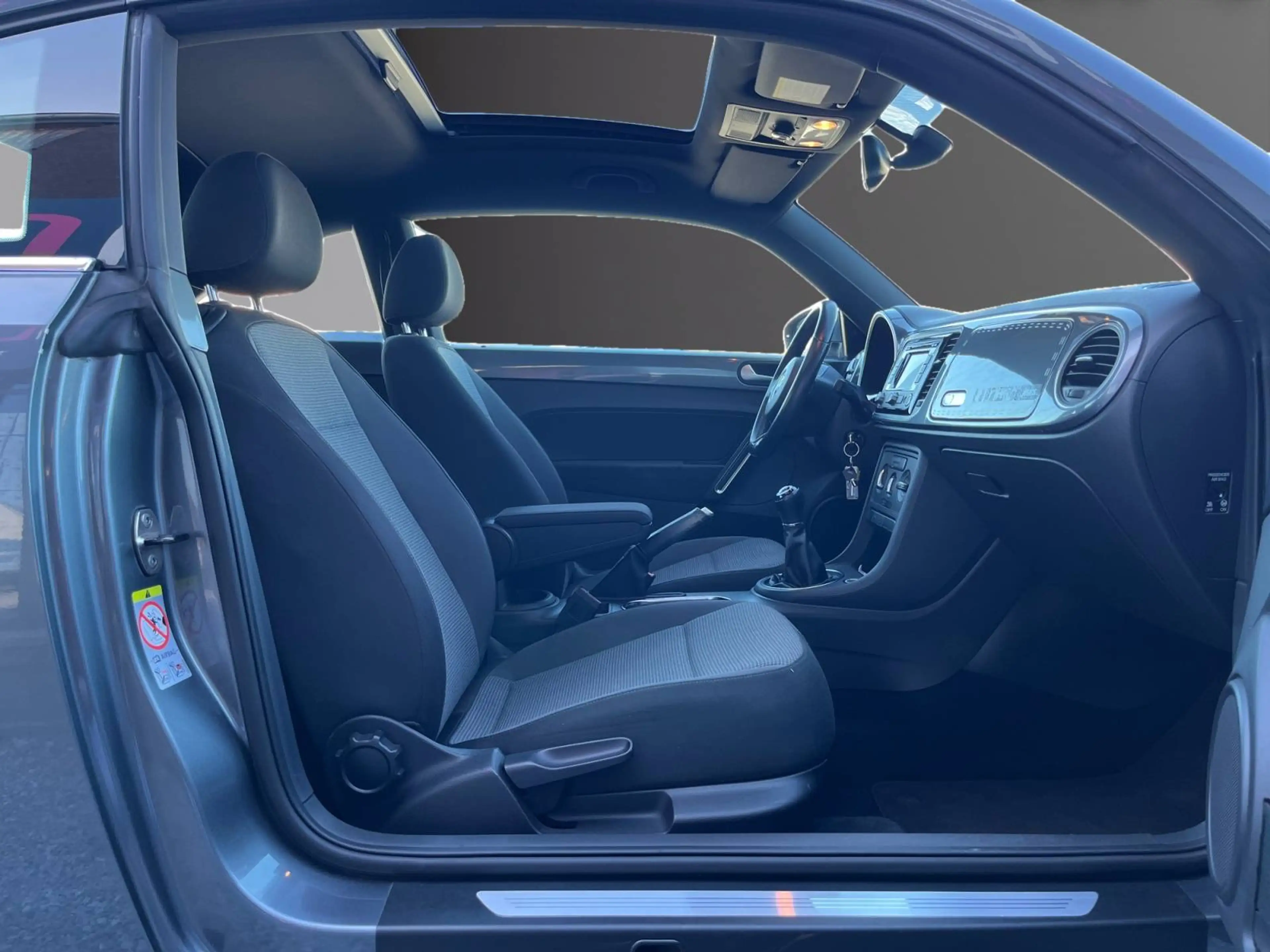 Volkswagen Beetle Beetle 1.2 TSI Design — photo 7