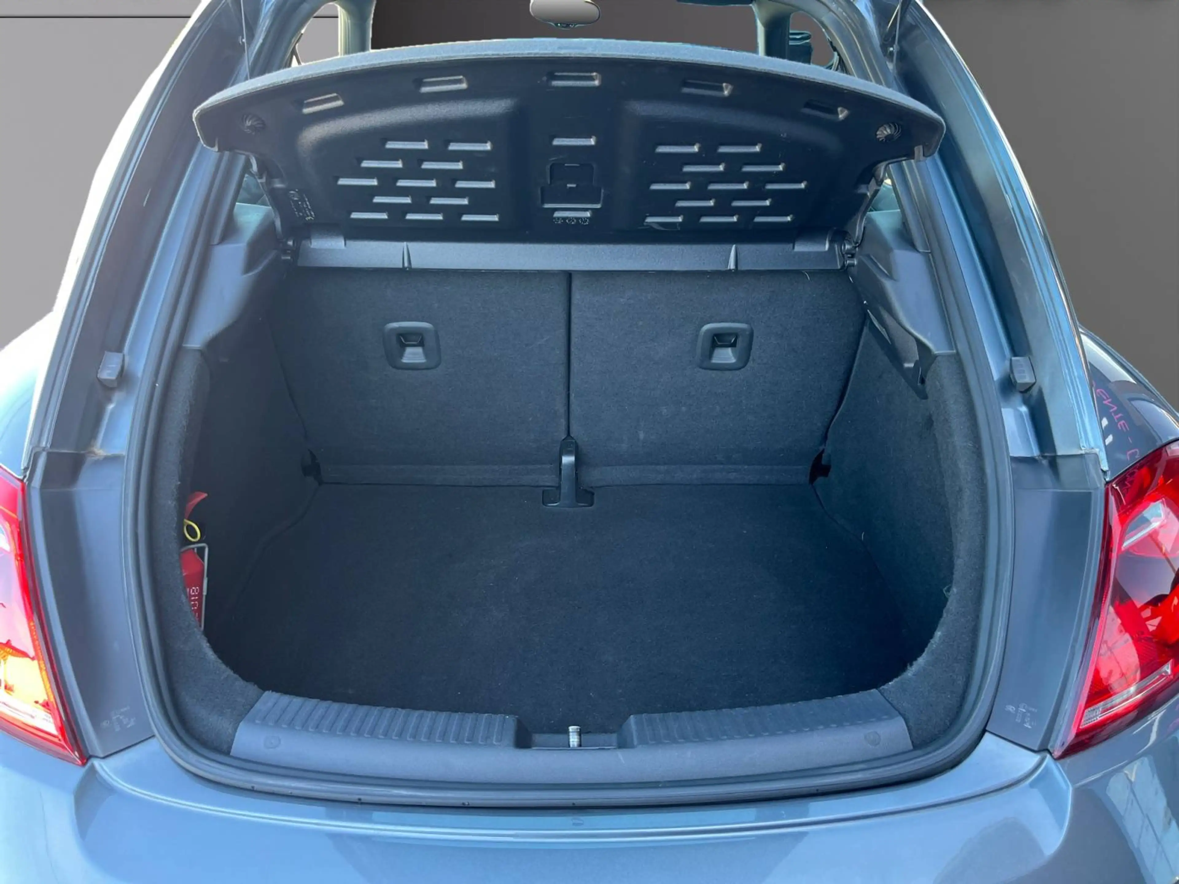 Volkswagen Beetle Beetle 1.2 TSI Design — photo 15
