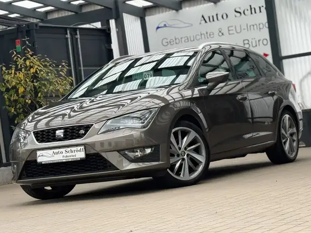 SEAT Leon ST FR 1.4 TSI DSG, AHK, Pano, LED, Alcantara, Kamera, Sound, Navi, DAB, FullLink, Sitzheiz, Tempomat, 2-Zonen Klimaauto