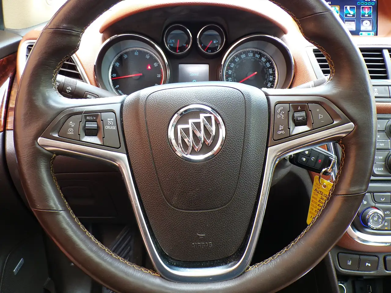 Buick Encore photo Buick Encore