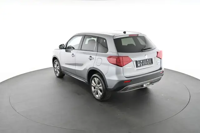 Suzuki Vitara view 9