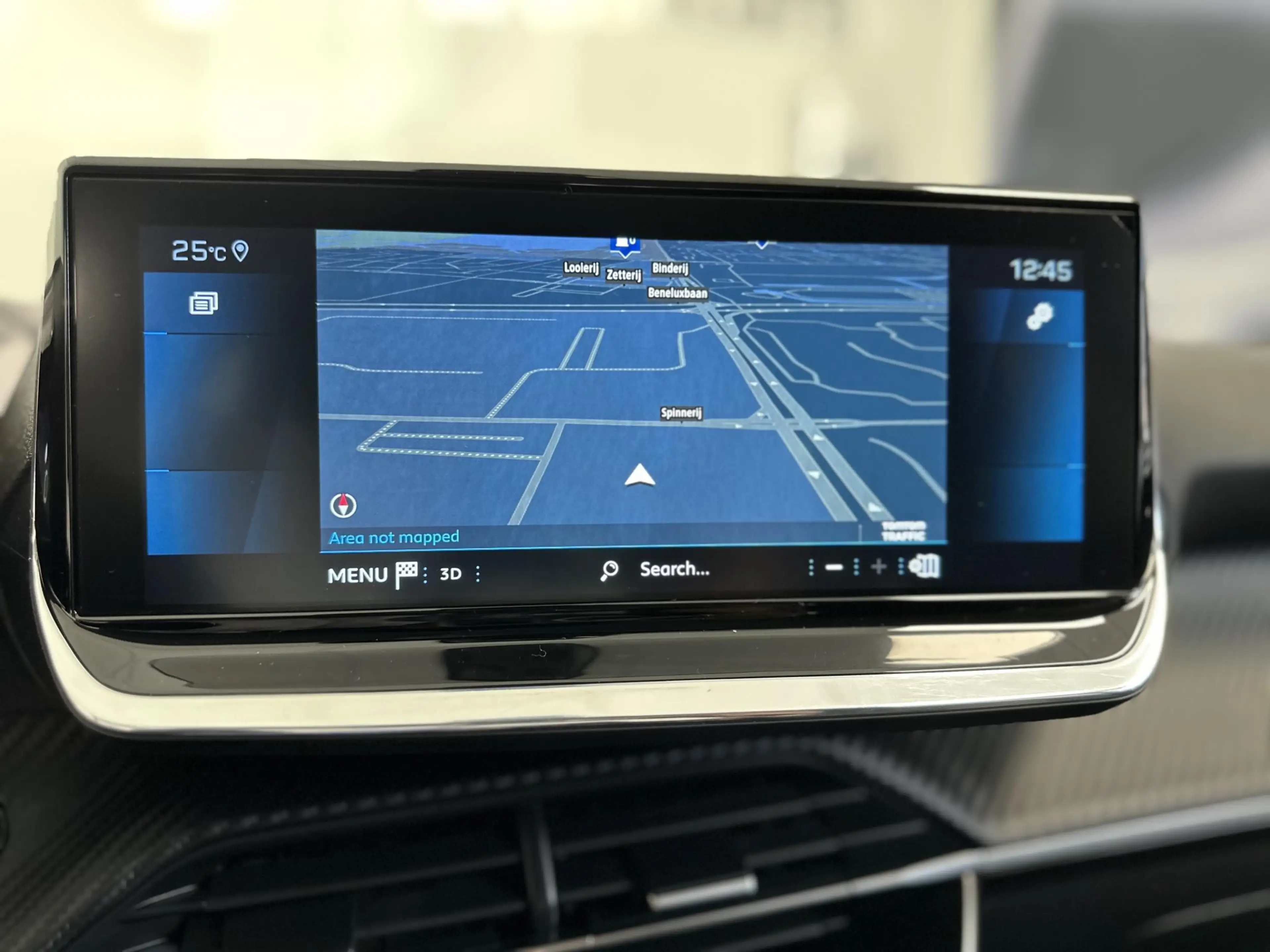 Peugeot 208 1.2 PureTech 100 MAN6 S&S Allure — photo 12