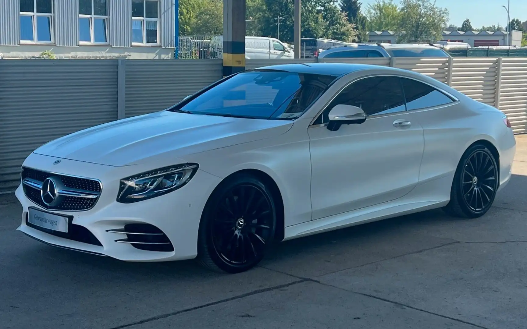 Mercedes-Benz S 560 COUPÉ AMG-LINE DESIGNO PANO 360° MATT Білий - 1