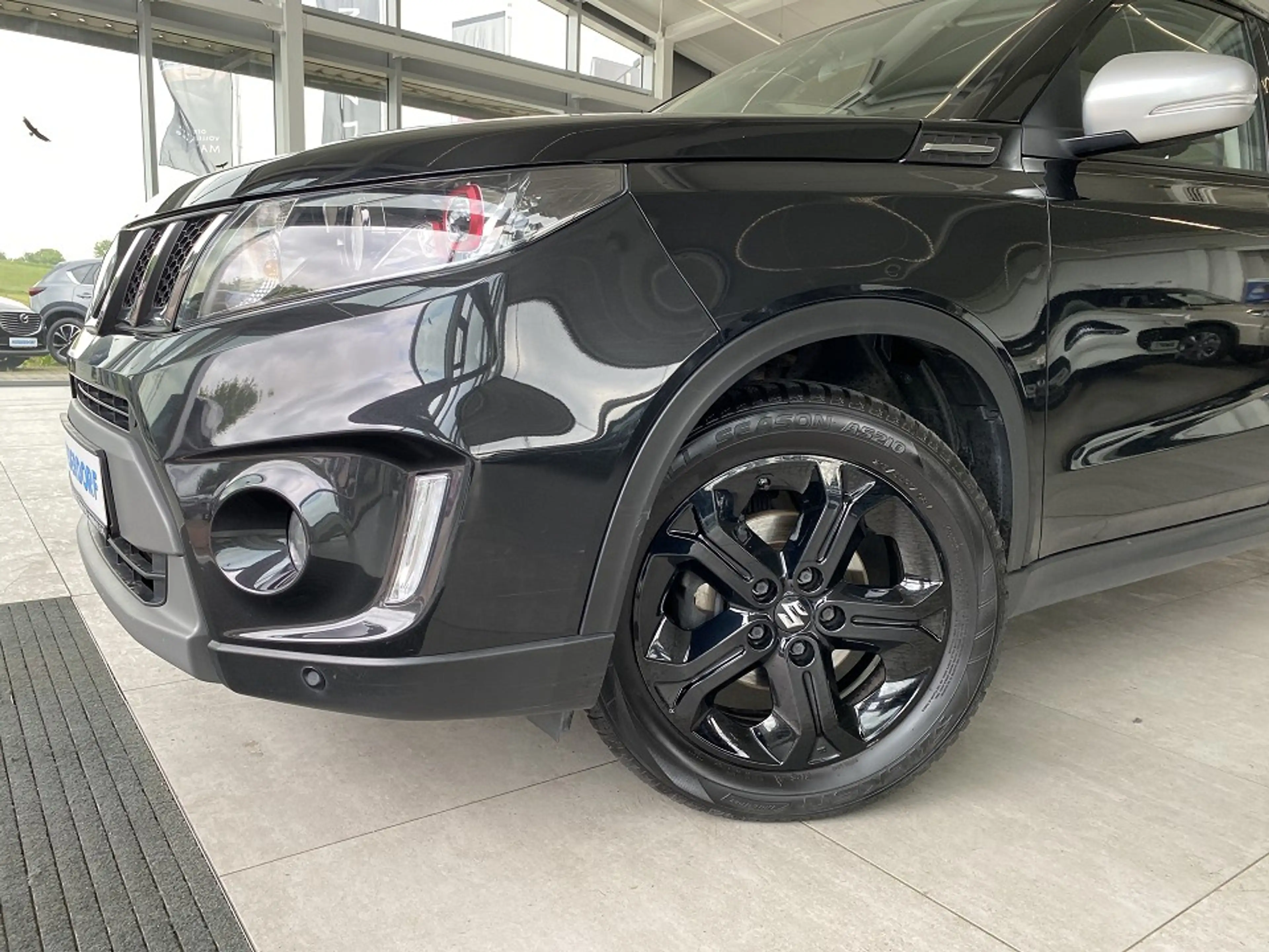Suzuki Vitara S 1.4 Boosterjet AUTOMATIK NAVI KAM ACC LED AHK — photo 4