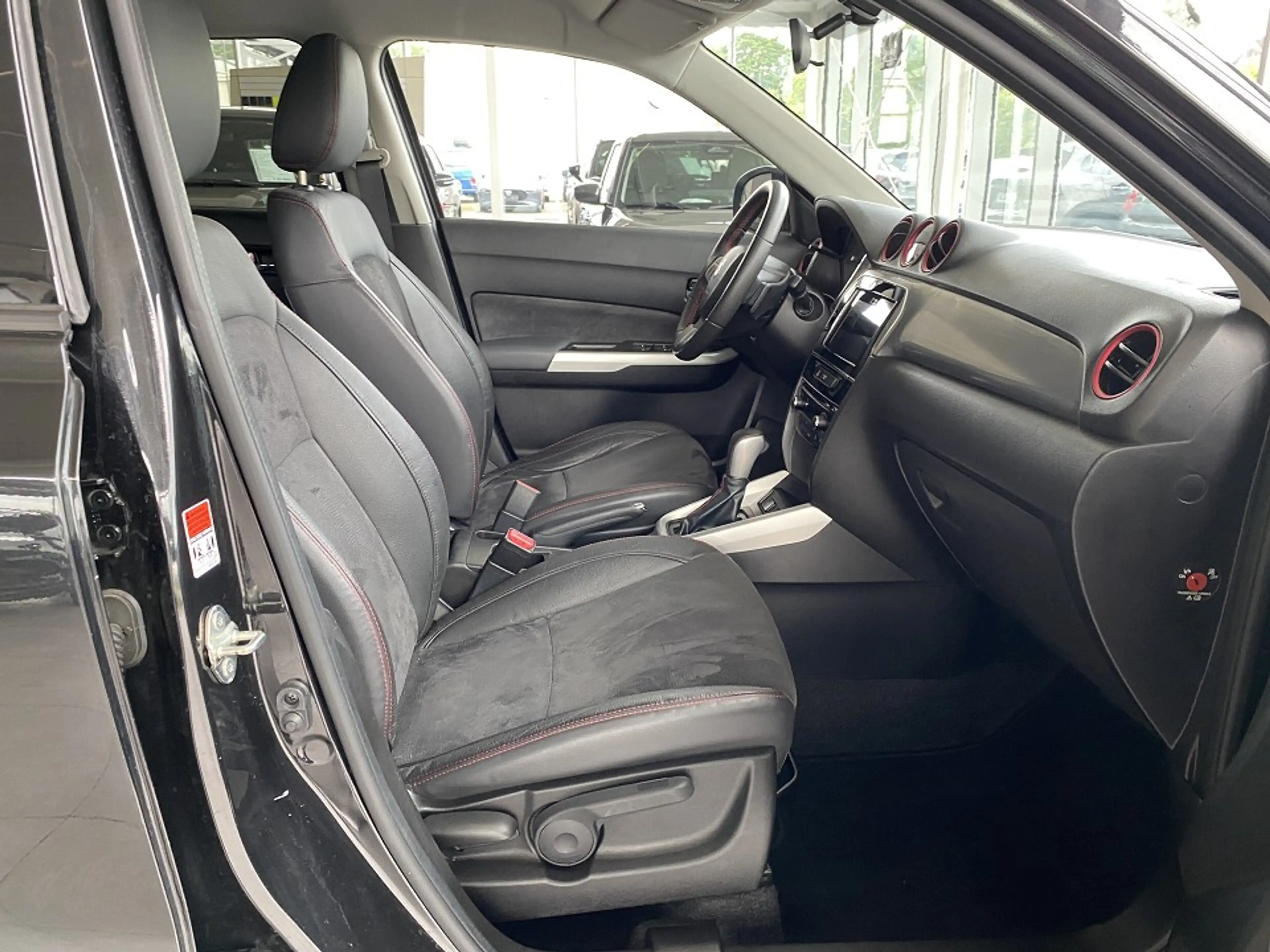 Suzuki Vitara S 1.4 Boosterjet AUTOMATIK NAVI KAM ACC LED AHK — photo 5