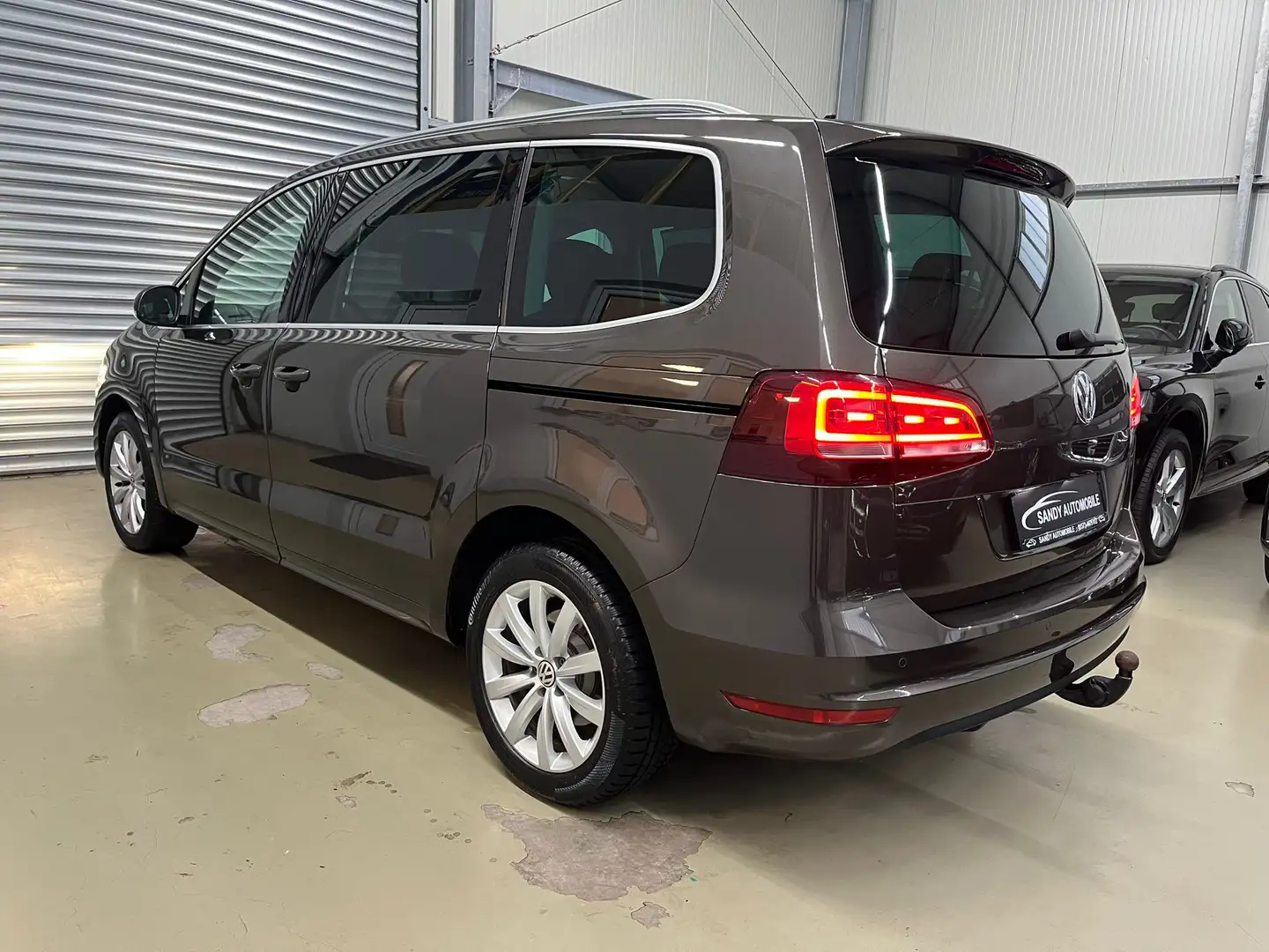 Volkswagen Sharan Highline 7.Sitzer AHK Kamera Kindersitzer Braun - 2