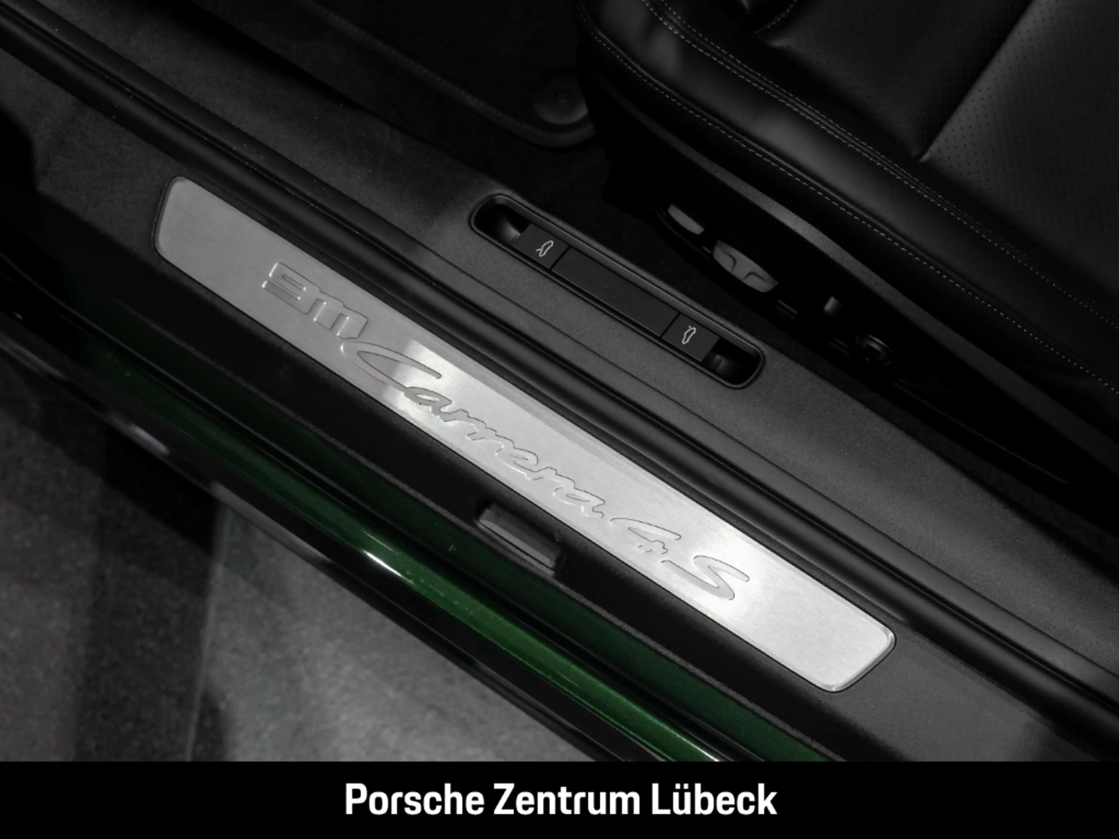 Porsche 992 911 Carrera 4S Liftsystem-VA Sportabgas BOSE — photo 18