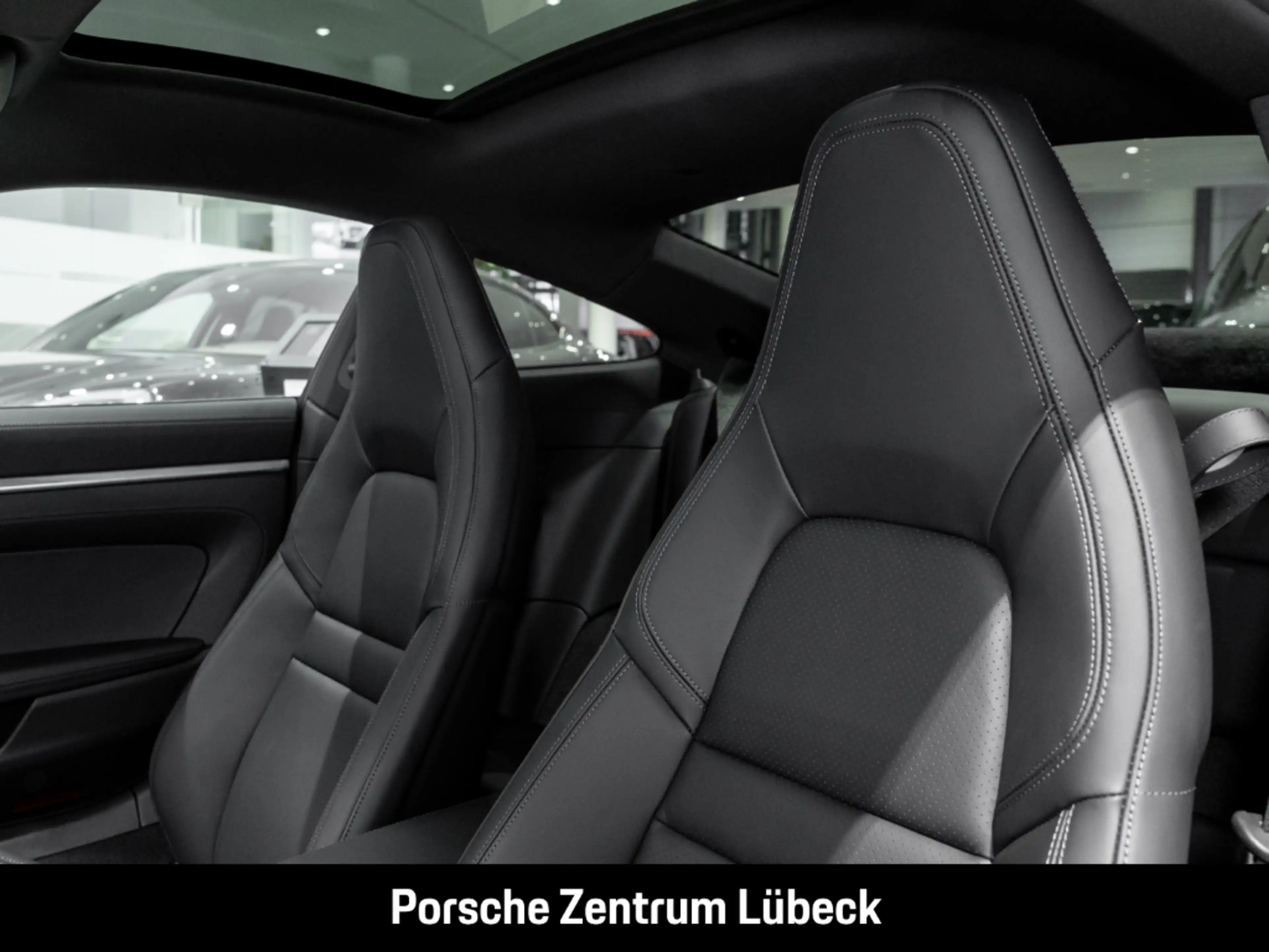 Porsche 992 911 Carrera 4S Liftsystem-VA Sportabgas BOSE — photo 5