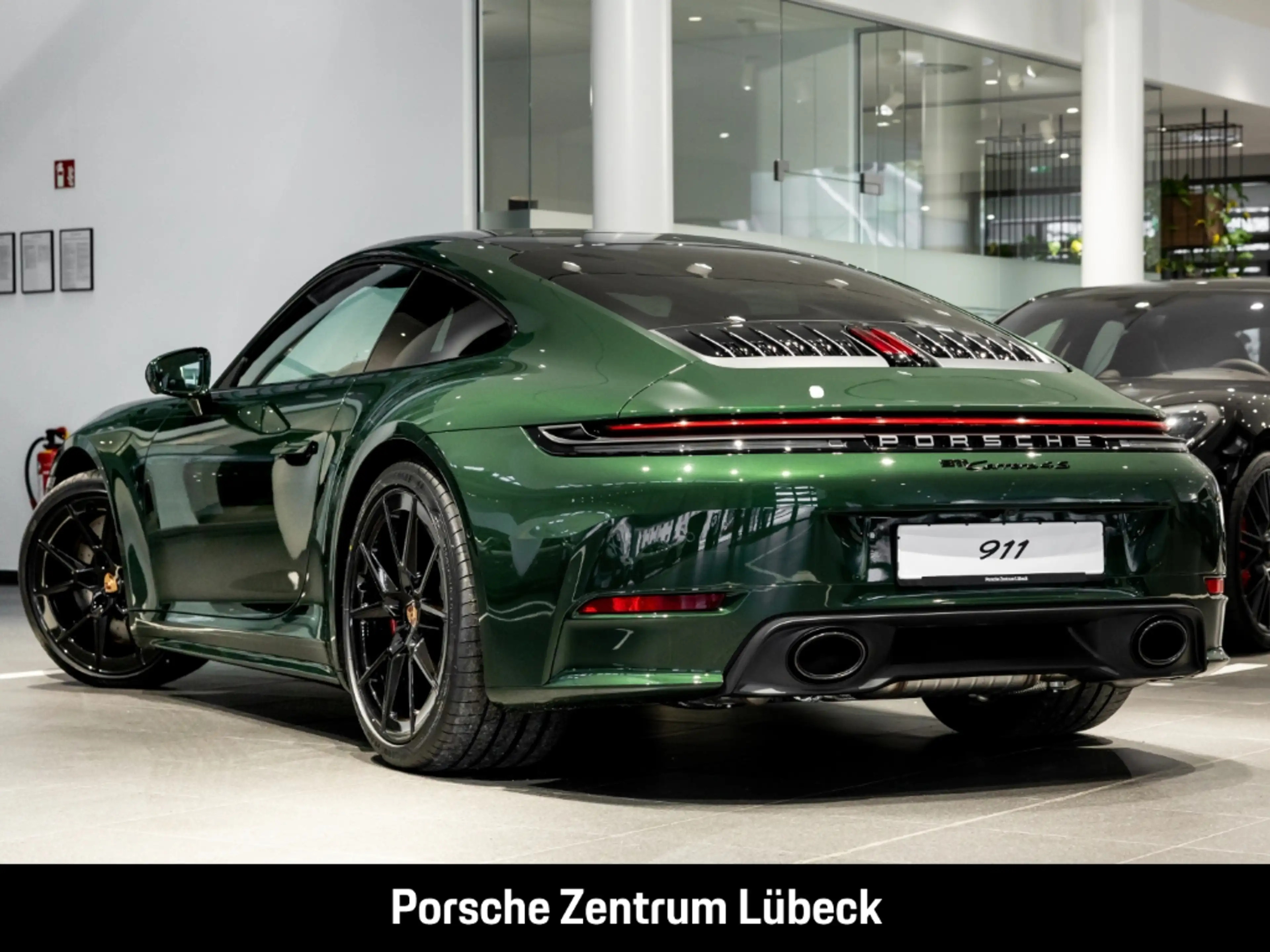 Porsche 992 911 Carrera 4S Liftsystem-VA Sportabgas BOSE — photo 3