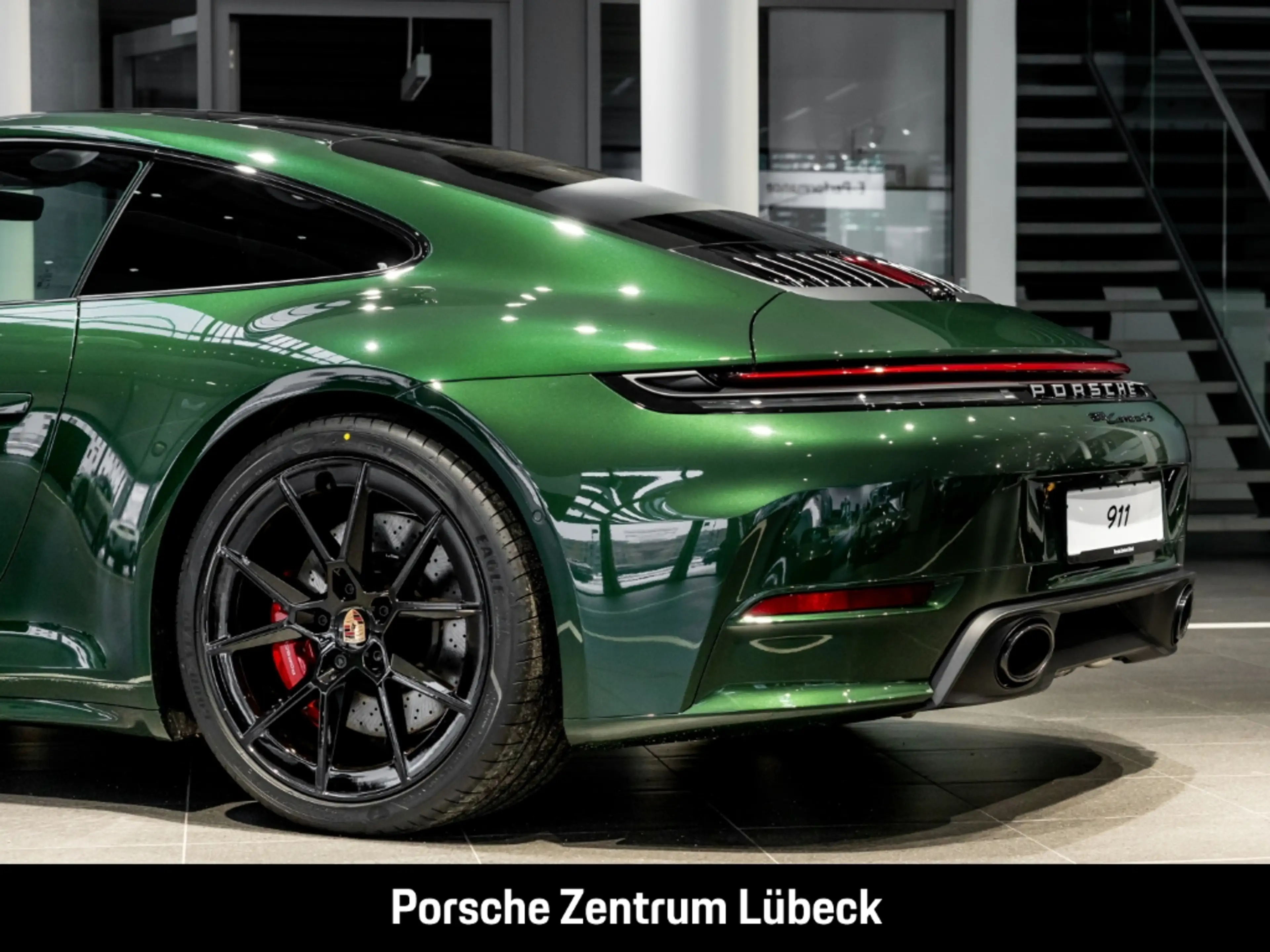 Porsche 992 911 Carrera 4S Liftsystem-VA Sportabgas BOSE — photo 37