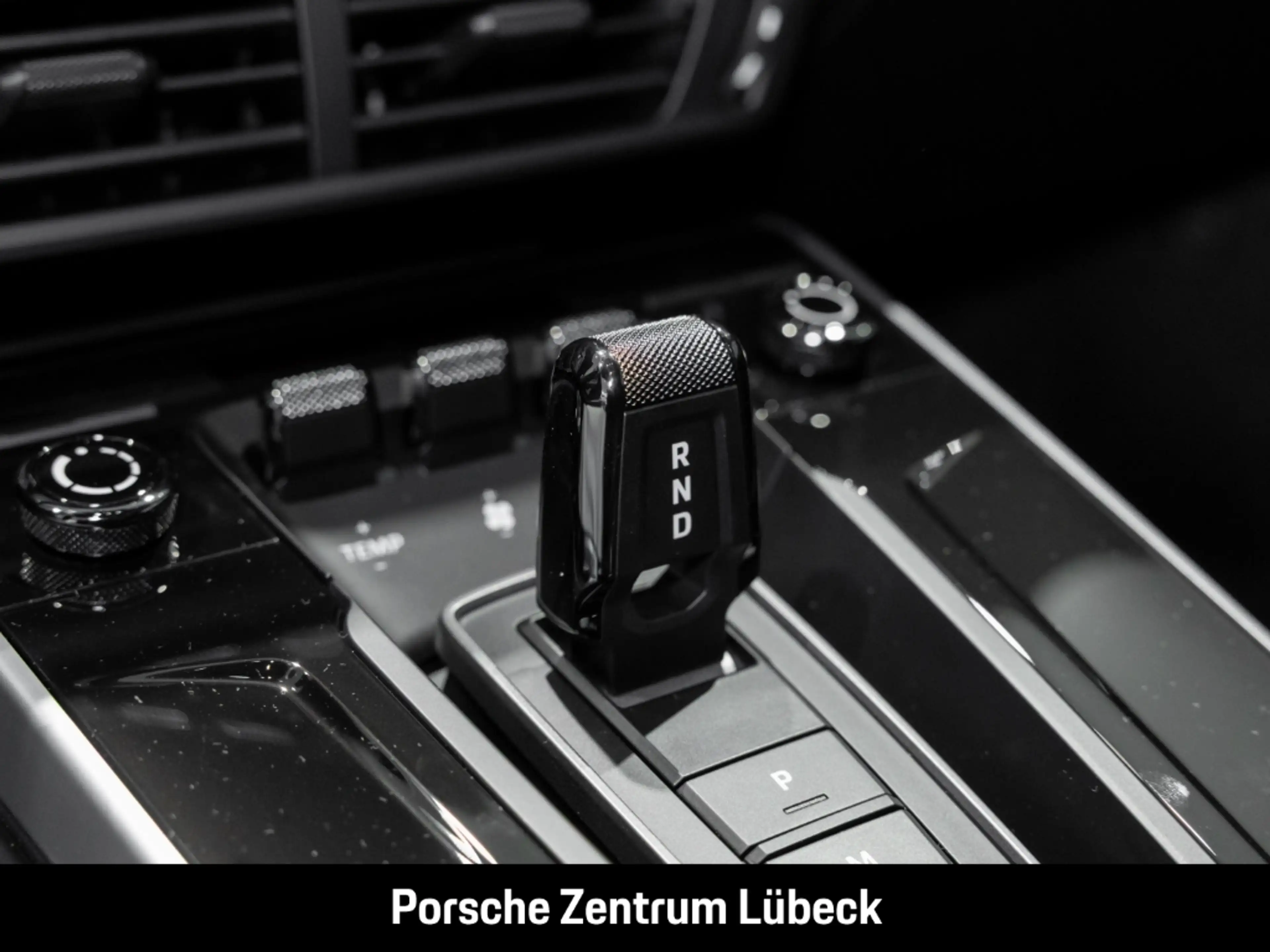 Porsche 992 911 Carrera 4S Liftsystem-VA Sportabgas BOSE — photo 22