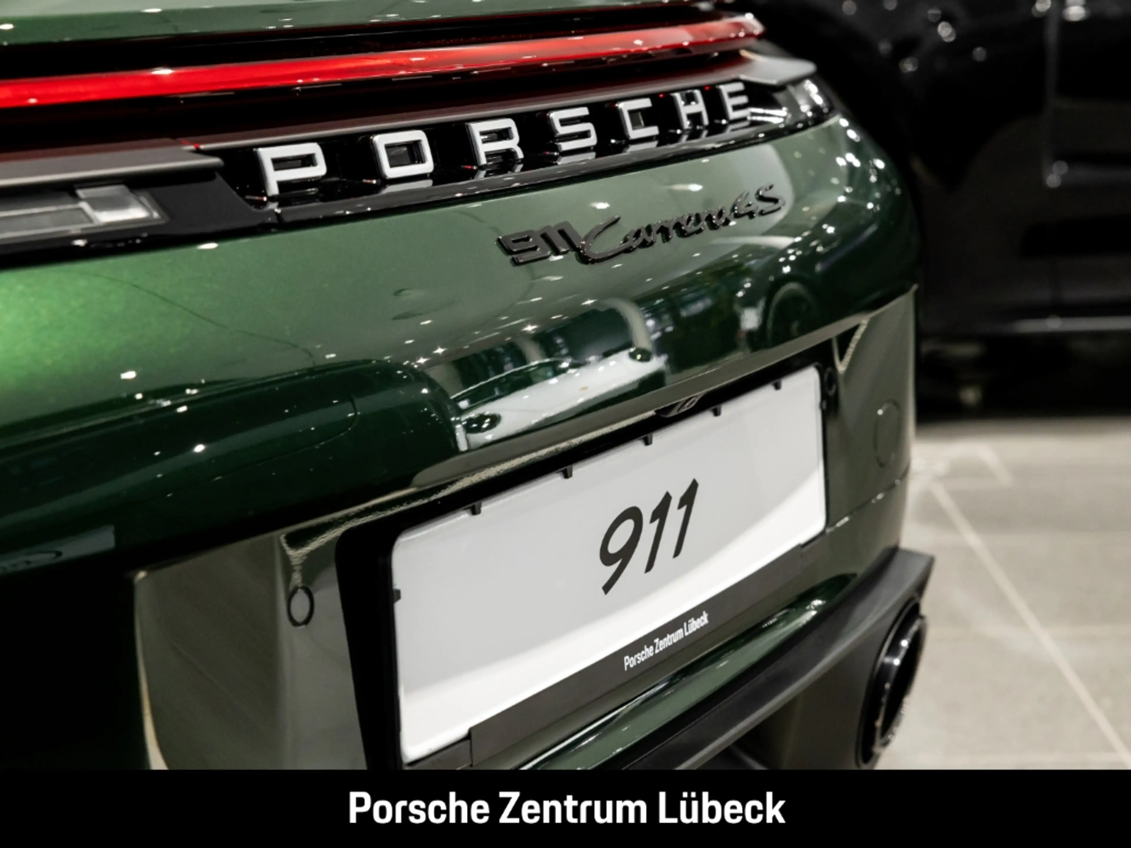 Porsche 992 911 Carrera 4S Liftsystem-VA Sportabgas BOSE — photo 14