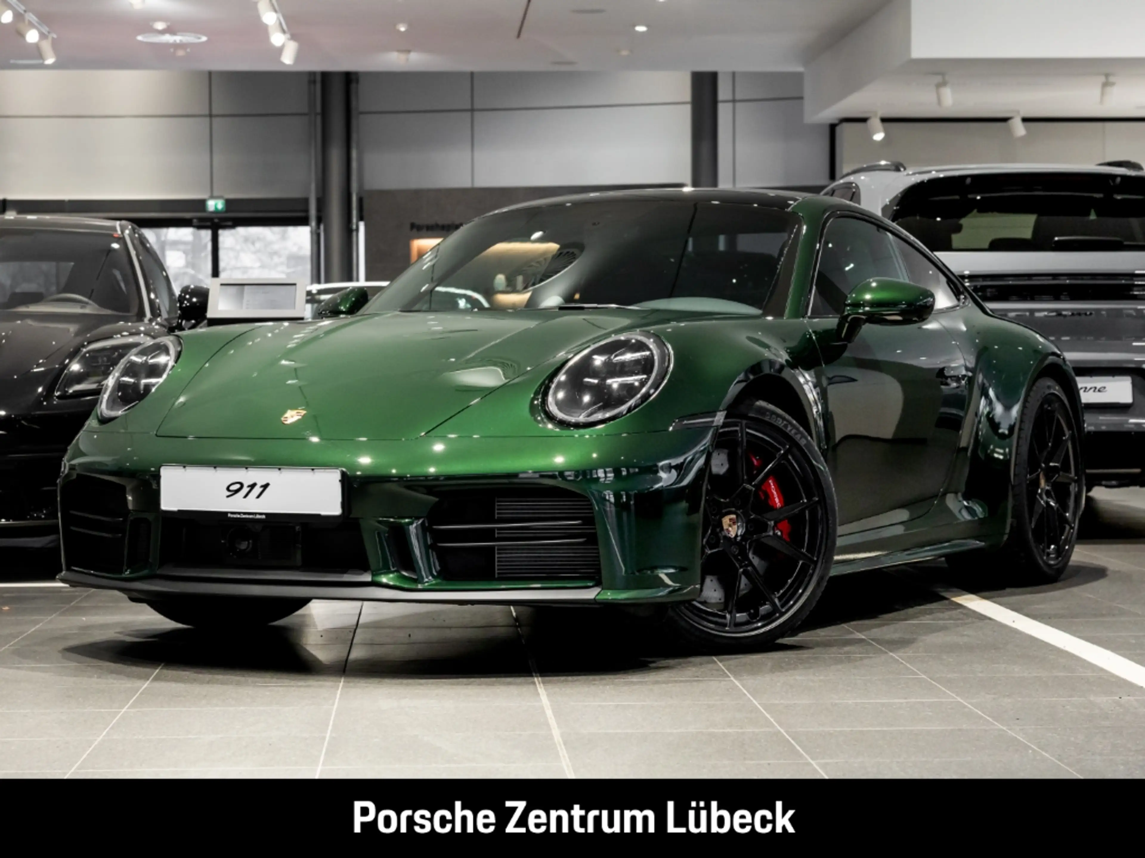 Porsche 992 911 Carrera 4S Liftsystem-VA Sportabgas BOSE