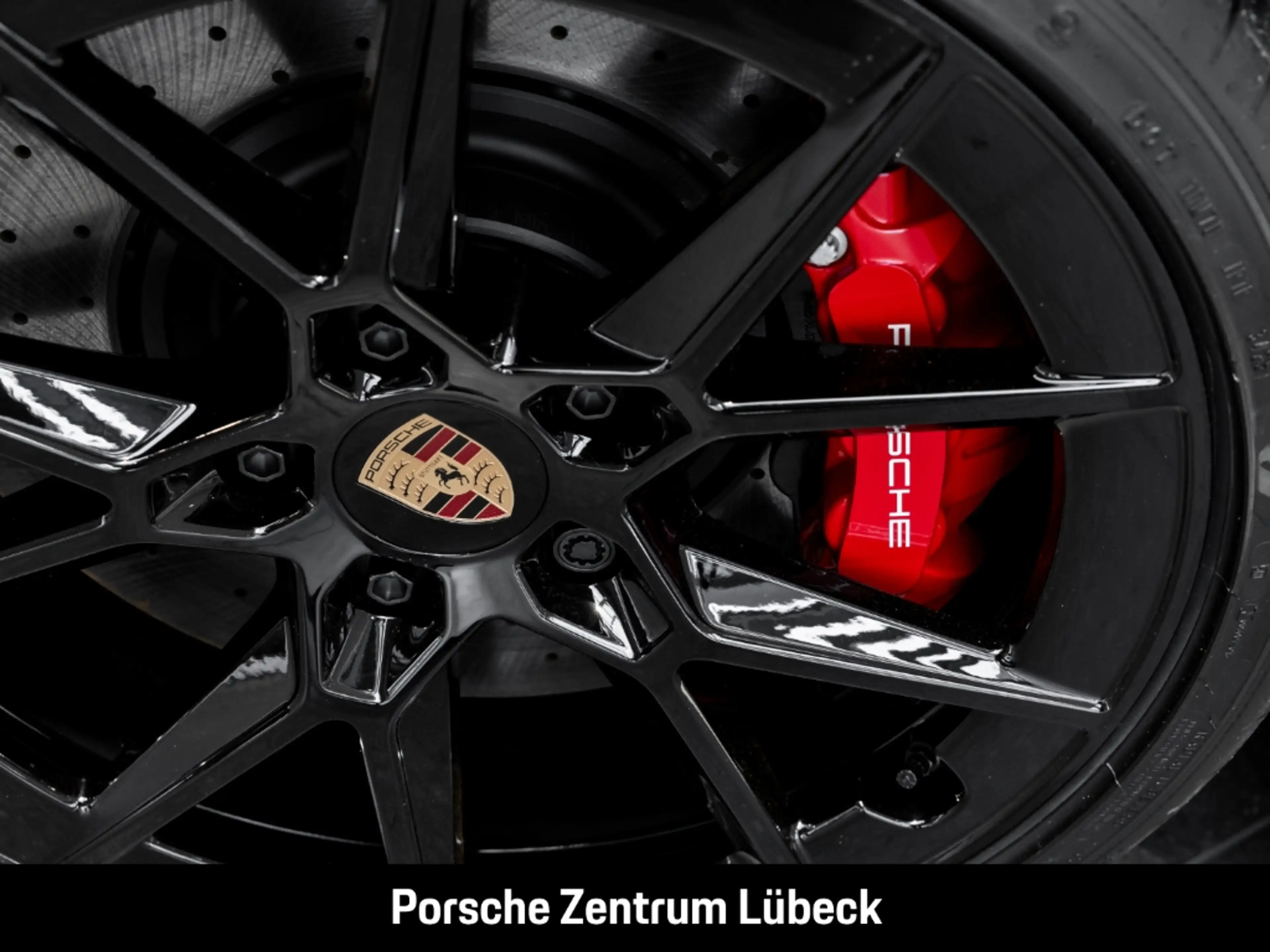 Porsche 992 911 Carrera 4S Liftsystem-VA Sportabgas BOSE — photo 39