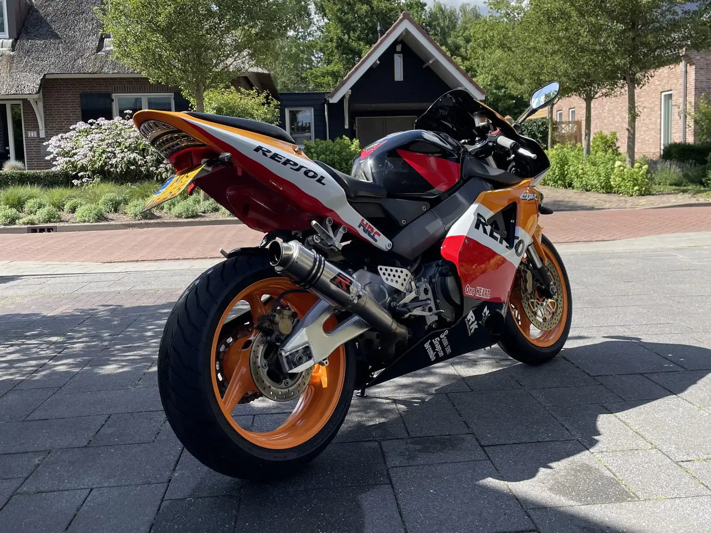 Honda CBR 1000 Fireblade 954 RR - 2