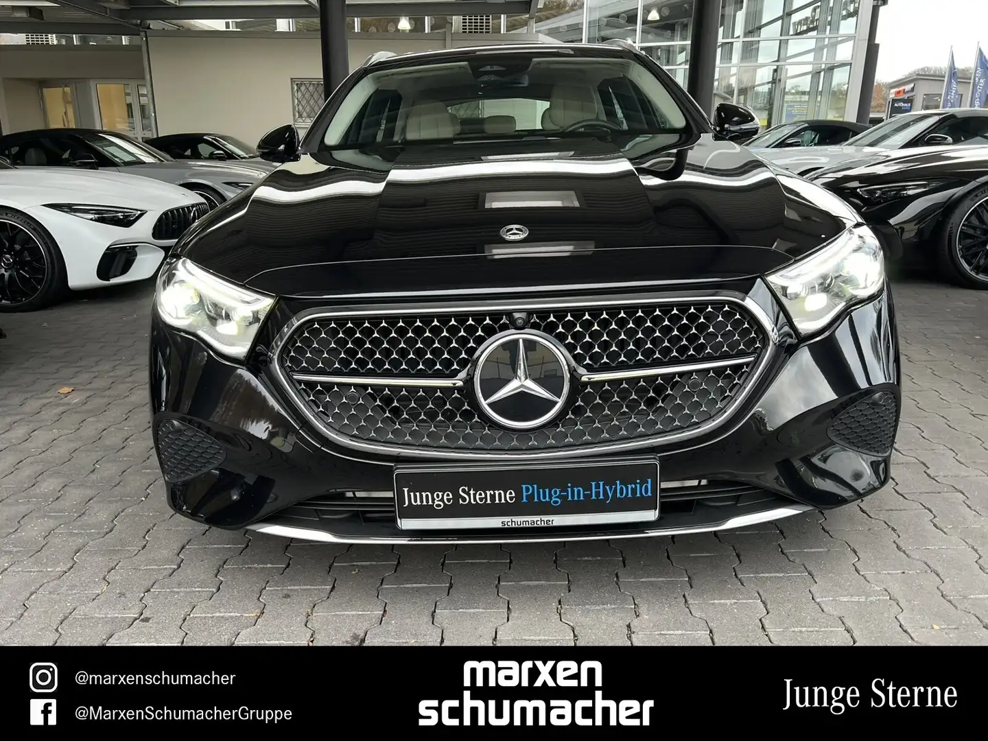 Mercedes-Benz E 300 E 300de T AVANTGARDE Superscreen+Massage+AHK+360 Schwarz - 2