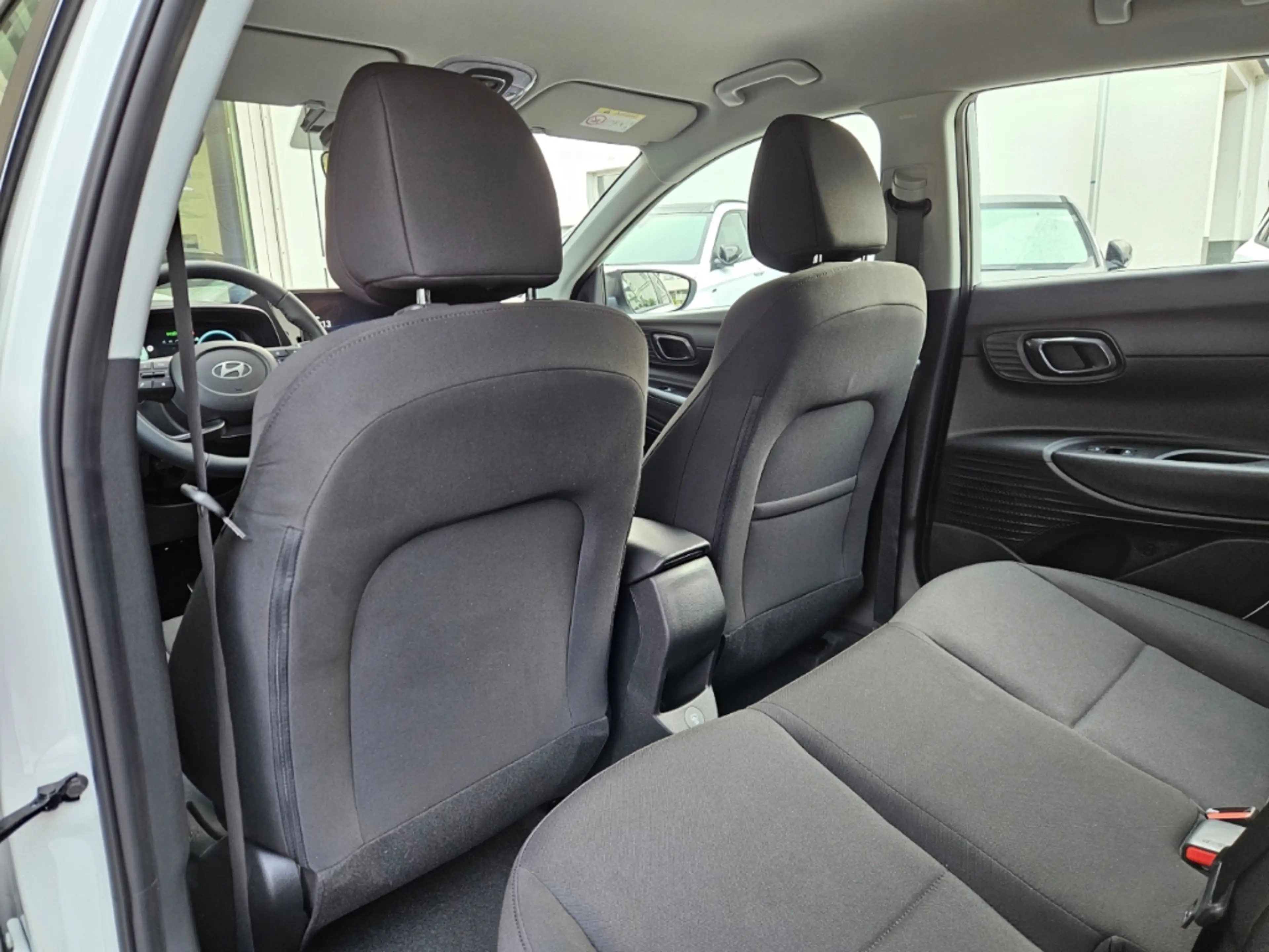 Hyundai BAYON 1.0 T-GDI M/T TREND, Komfort-Paket, Navi, Kamera, — photo 14