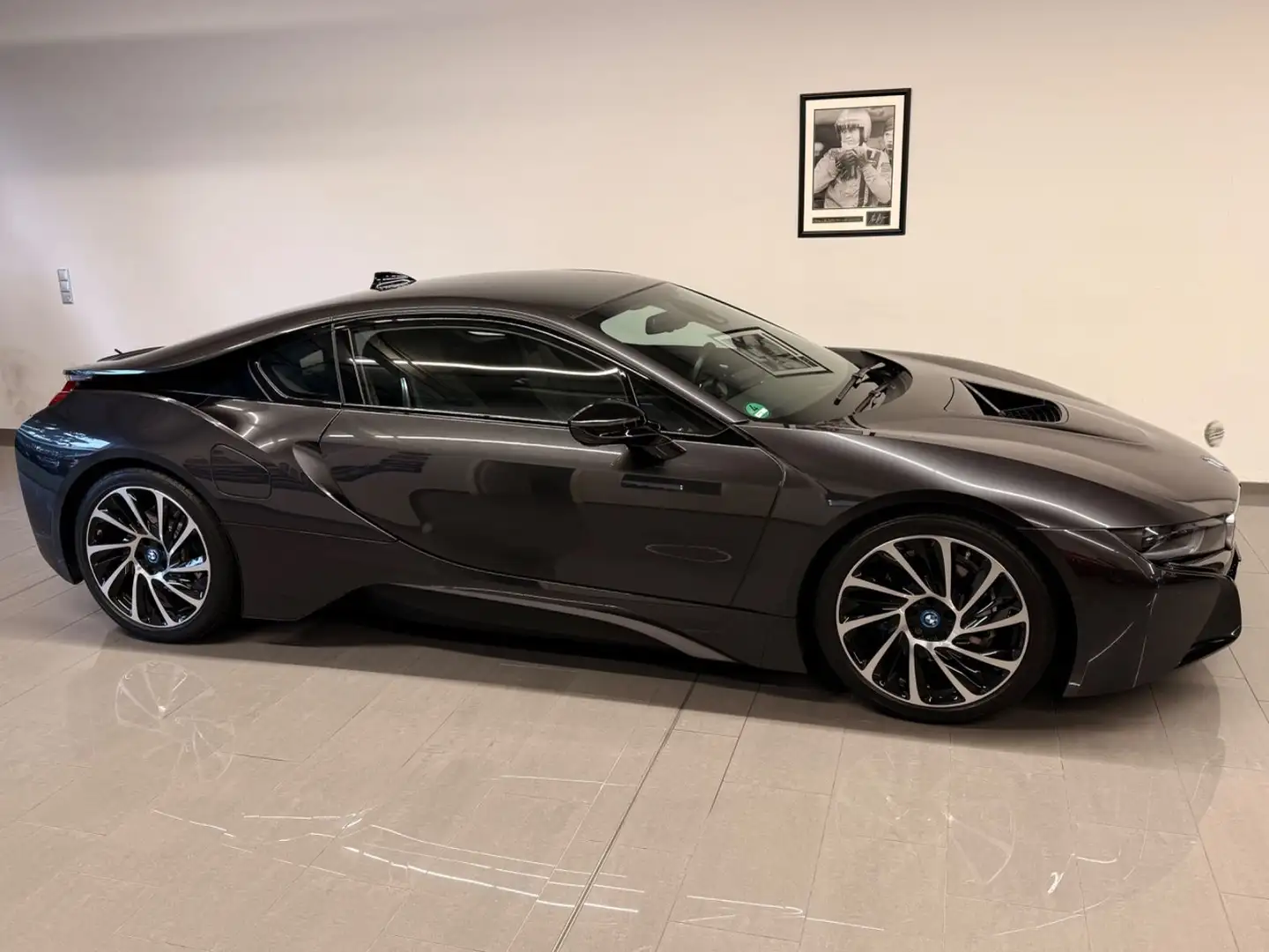 BMW i8 Coupe .org.14000km Neuwertig.1.Hand,Voll.HUD Grau - 2