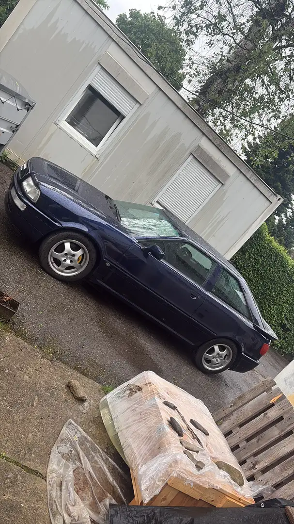 Audi Coupe 2.6 E - 1
