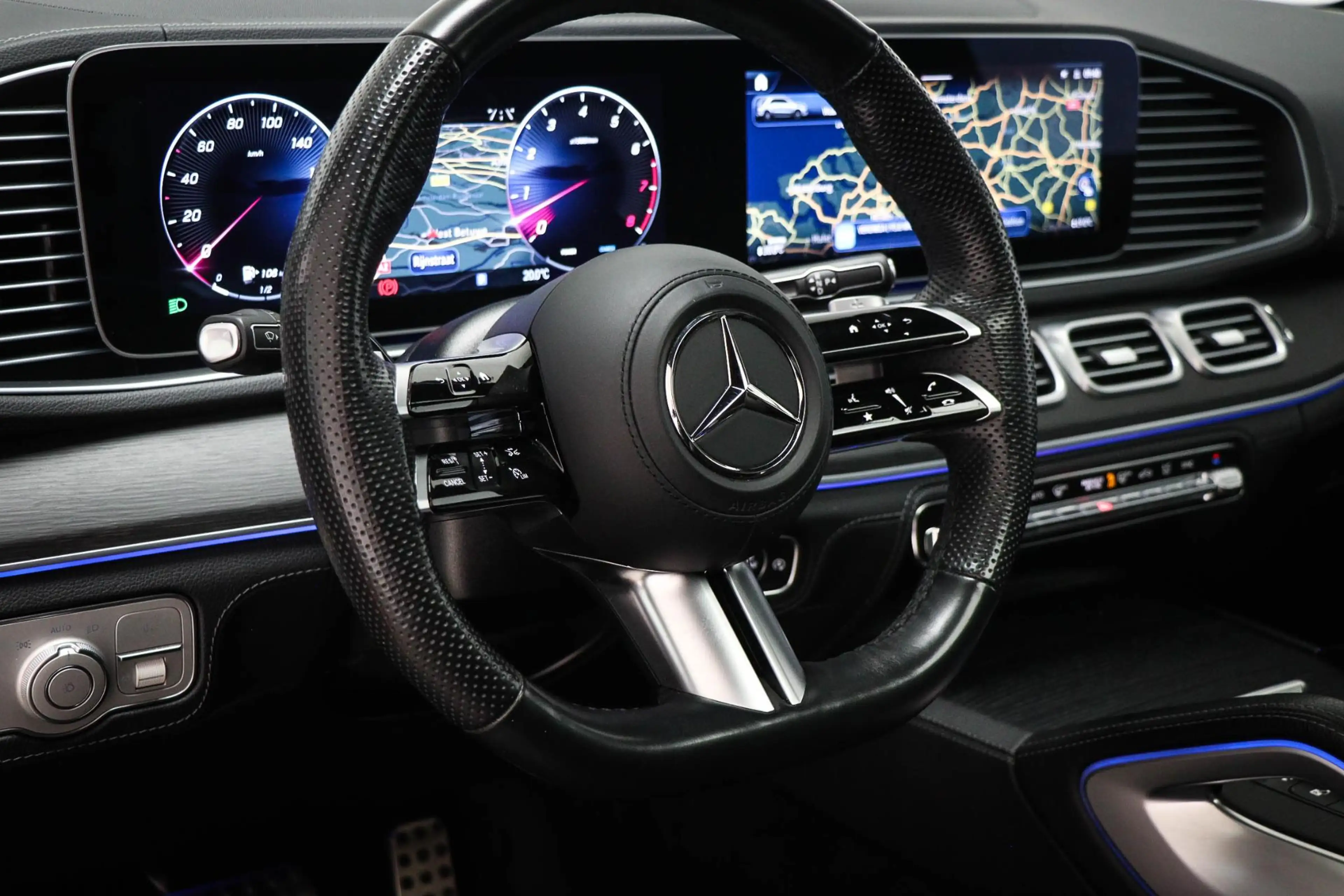 Mercedes-Benz GLE 450 4MATIC AMG Line Premium Plus | LUCHTVERING | PANOR — photo 33