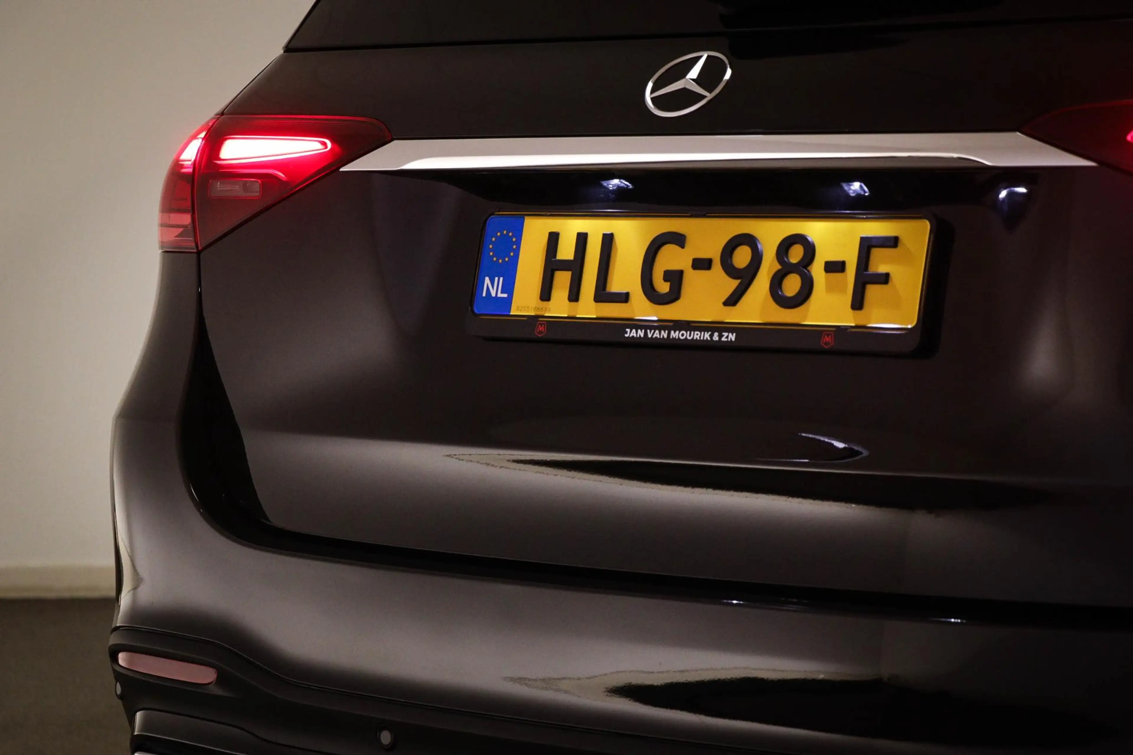 Mercedes-Benz GLE 450 4MATIC AMG Line Premium Plus | LUCHTVERING | PANOR — photo 26