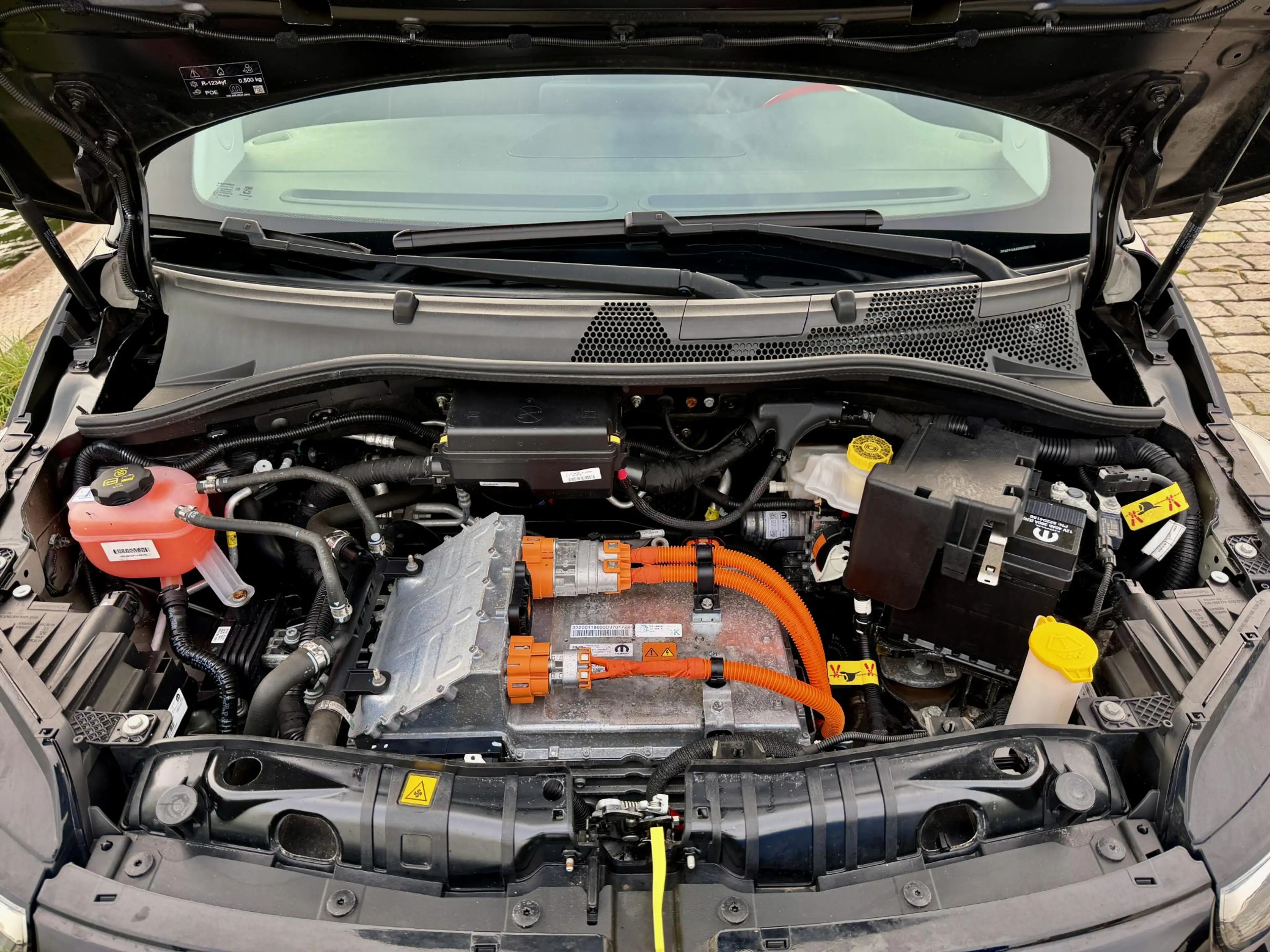 Fiat 500e RED 42 kWh *SOH 92%* Carplay|Digital Dash|LM 16" — photo 22